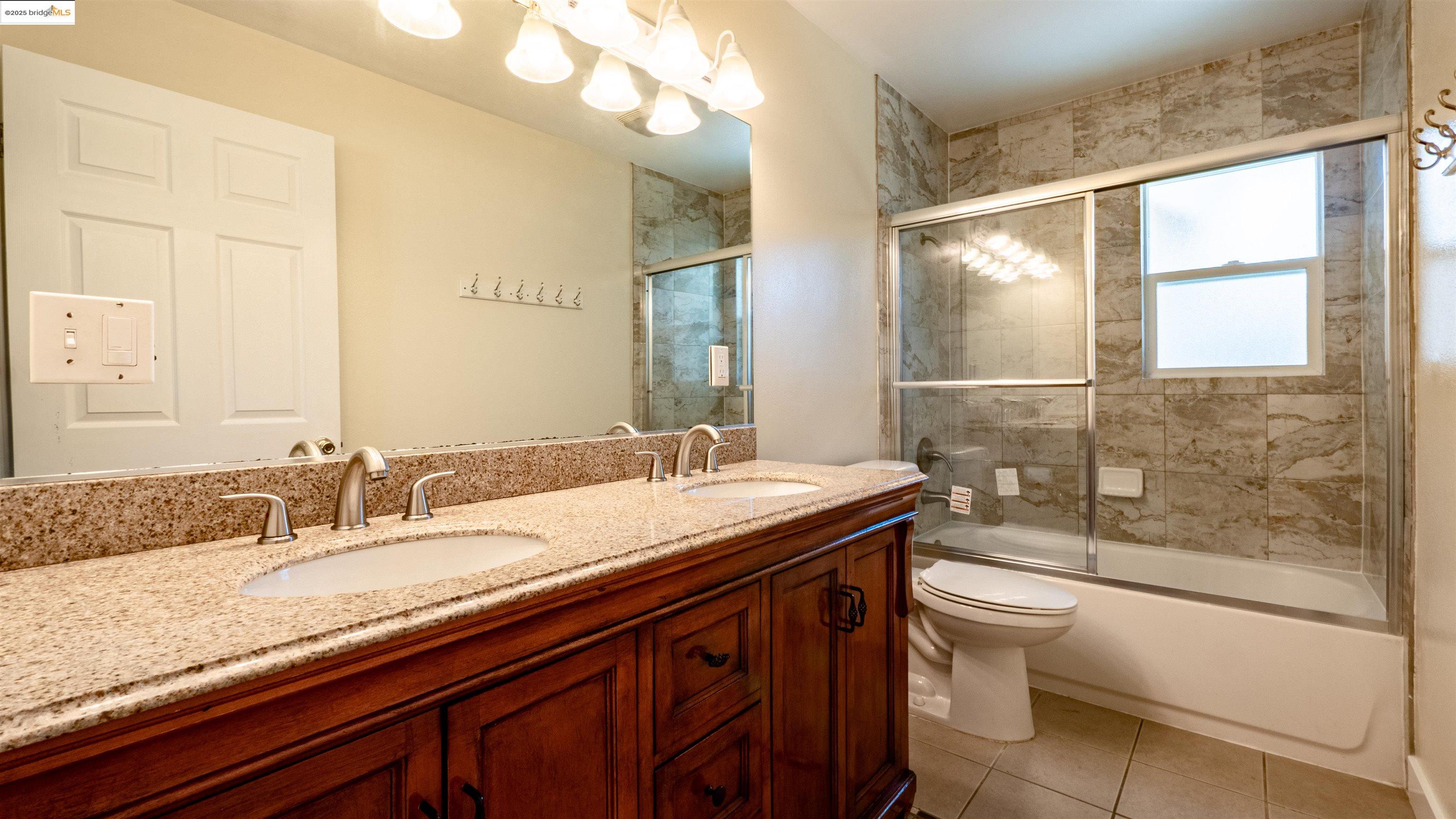 Detail Gallery Image 15 of 27 For 37141 Dondero Way, Fremont,  CA 94536 - 3 Beds | 2 Baths