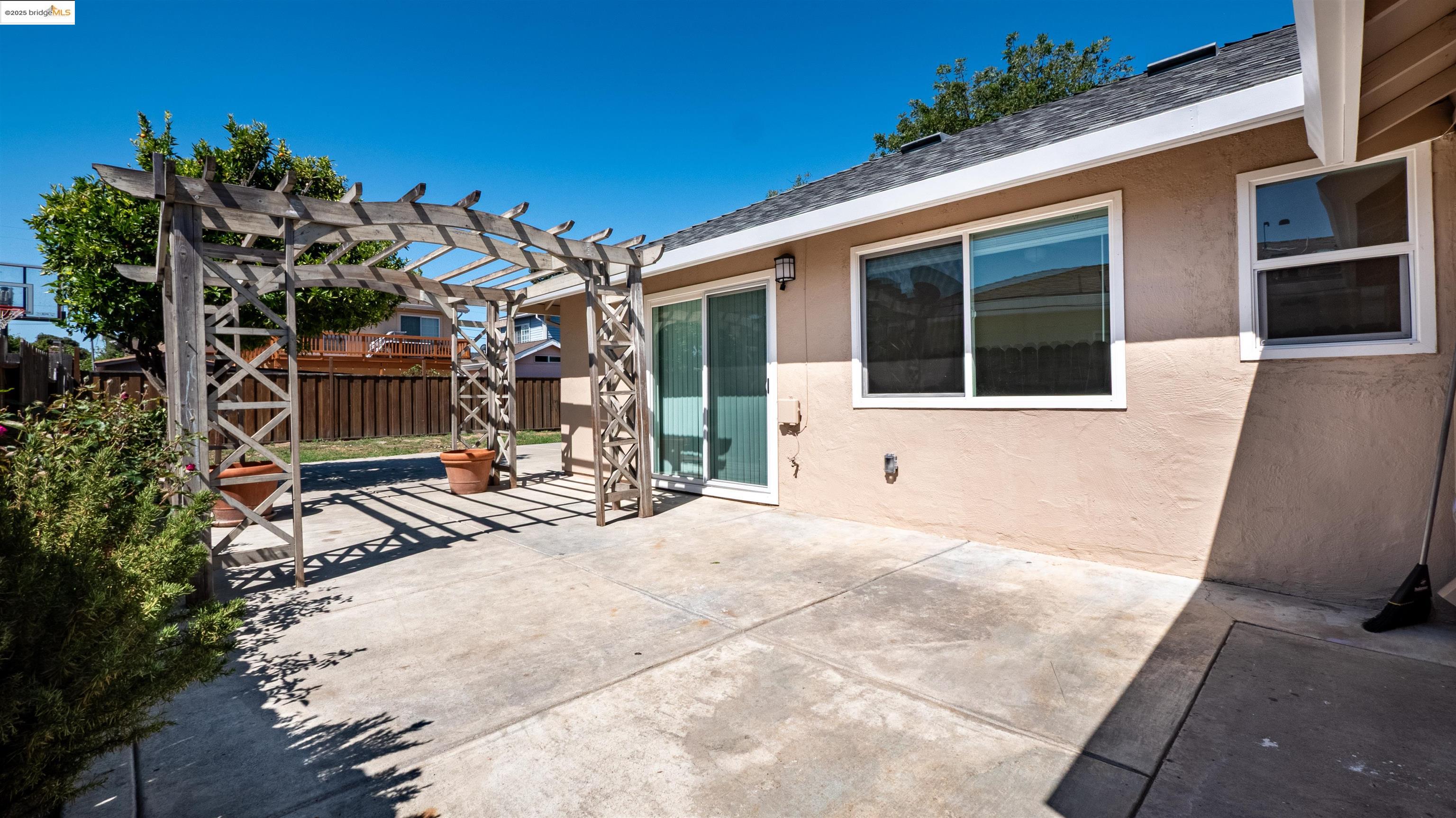 Detail Gallery Image 21 of 27 For 37141 Dondero Way, Fremont,  CA 94536 - 3 Beds | 2 Baths