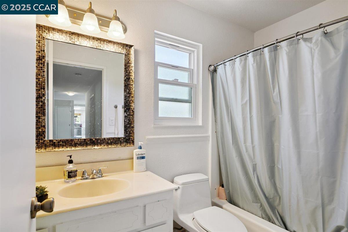 Detail Gallery Image 24 of 34 For 3355 Glendora Dr, Martinez,  CA 94553 - 4 Beds | 2 Baths