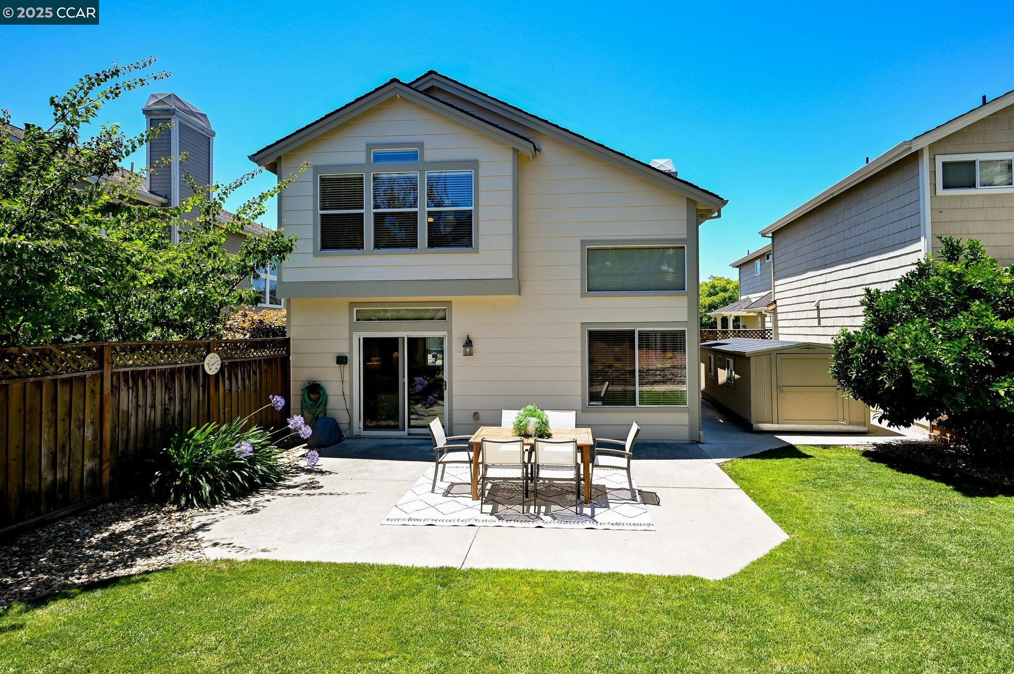 Detail Gallery Image 24 of 33 For 406 Orchard View Ave, Martinez,  CA 94553 - 3 Beds | 2/1 Baths