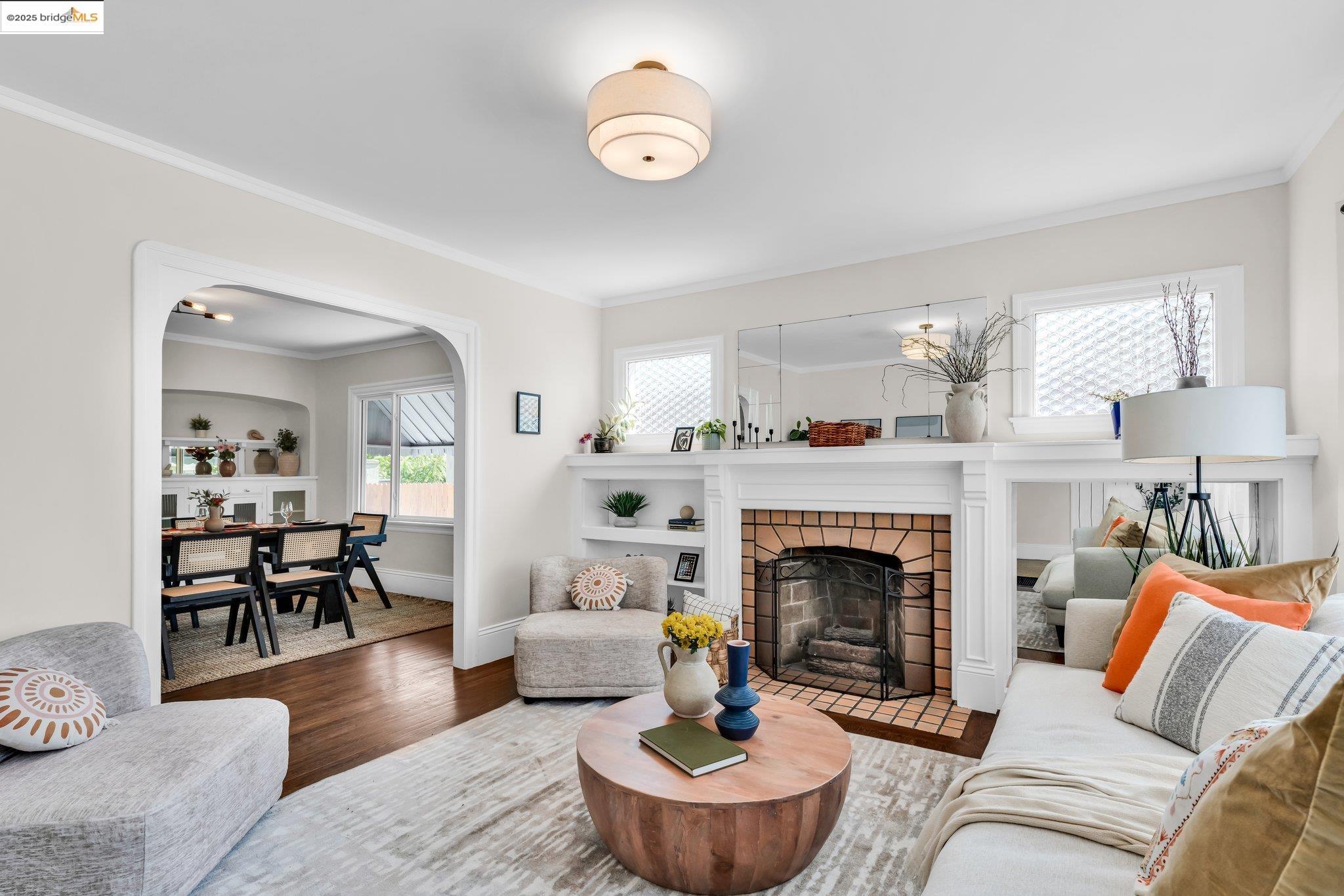 Detail Gallery Image 11 of 57 For 2442 Havenscourt Blvd, Oakland,  CA 94605 - 2 Beds | 1 Baths