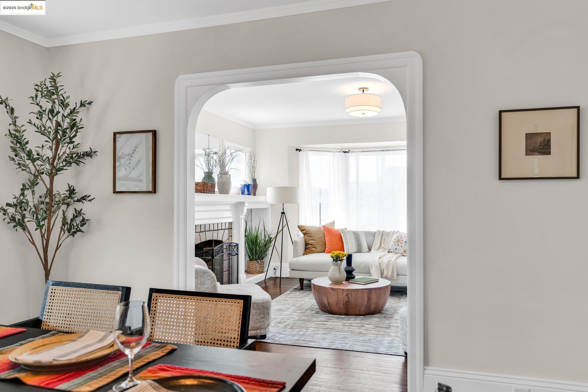 Detail Gallery Image 14 of 57 For 2442 Havenscourt Blvd, Oakland,  CA 94605 - 2 Beds | 1 Baths
