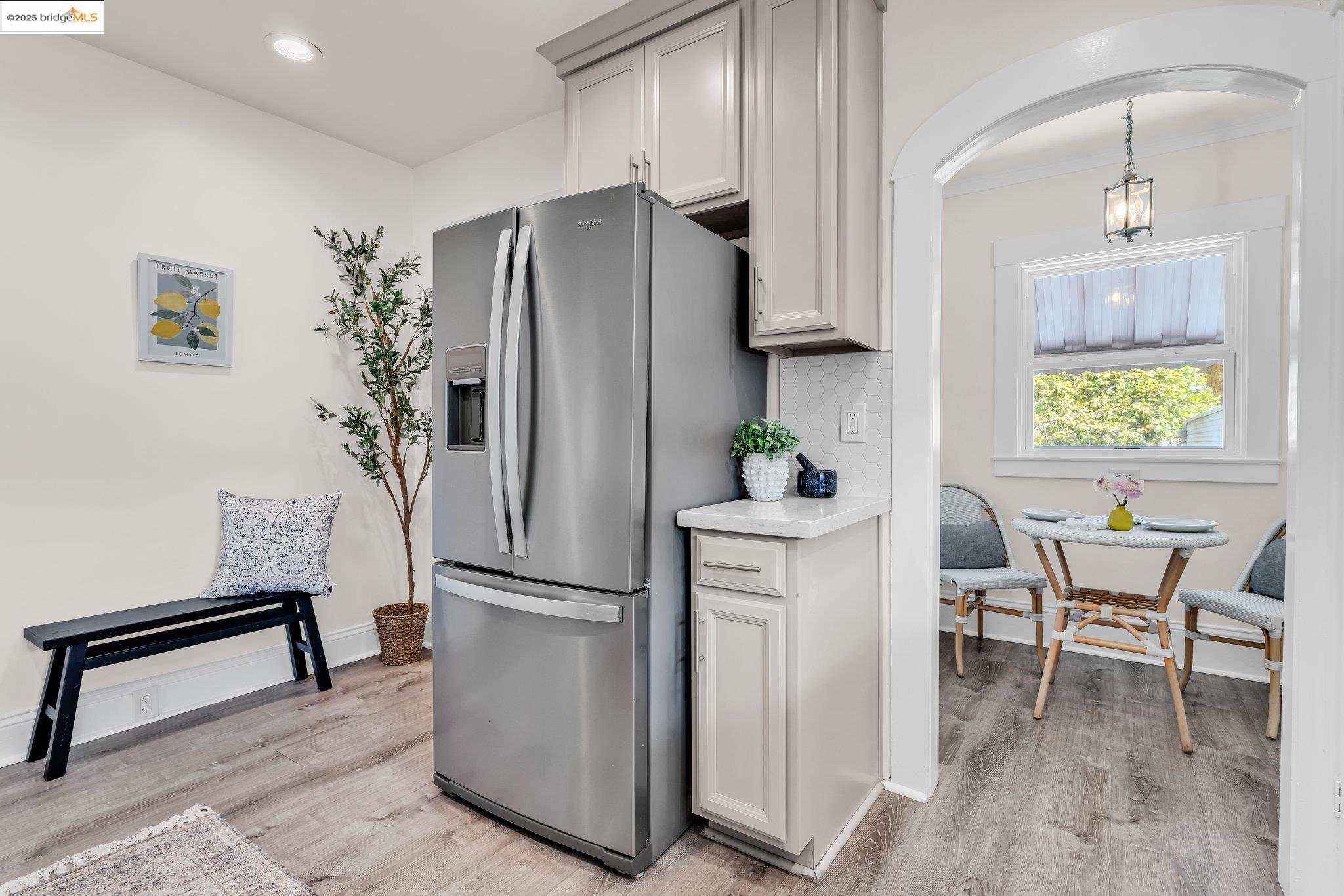 Detail Gallery Image 18 of 57 For 2442 Havenscourt Blvd, Oakland,  CA 94605 - 2 Beds | 1 Baths