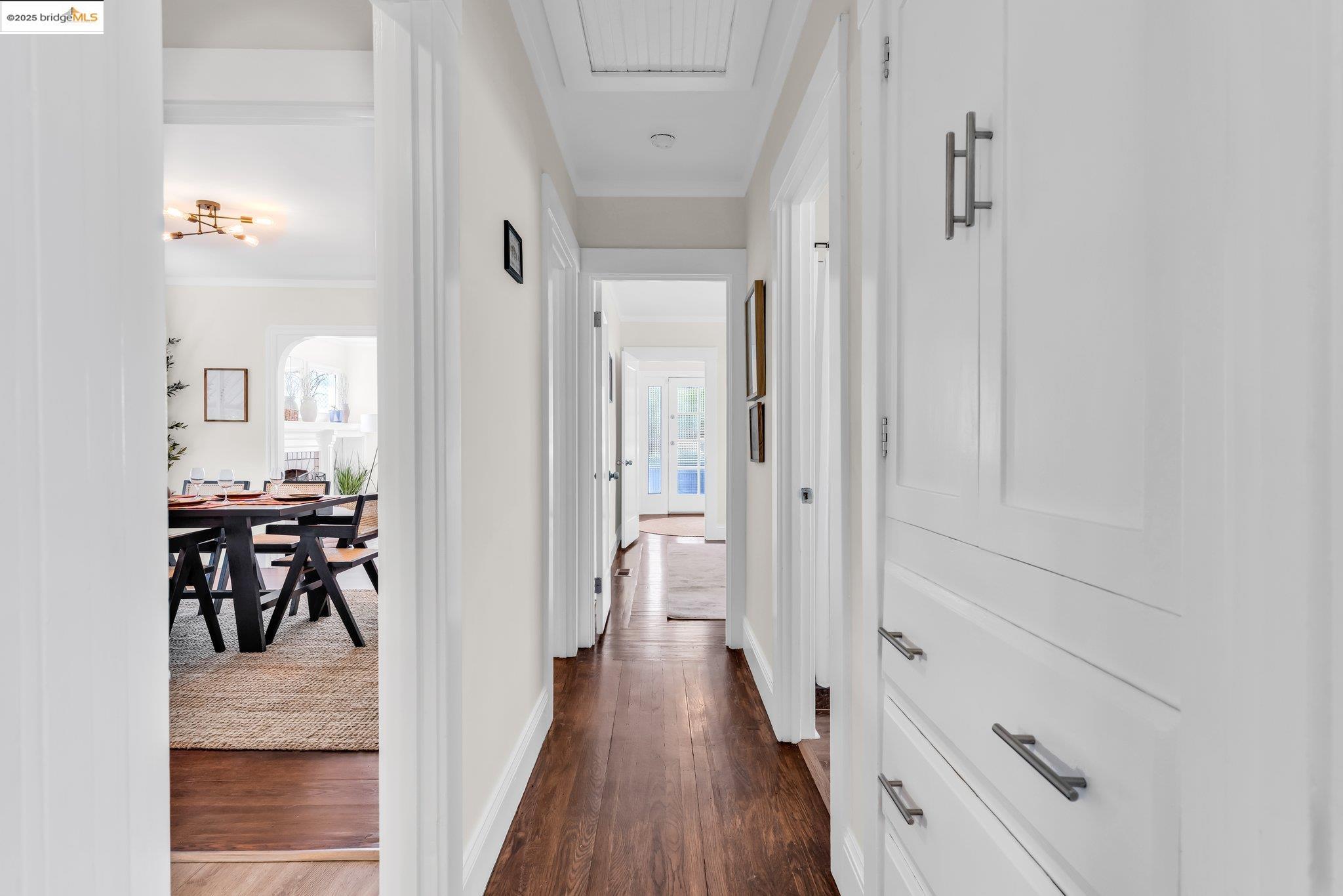 Detail Gallery Image 27 of 57 For 2442 Havenscourt Blvd, Oakland,  CA 94605 - 2 Beds | 1 Baths