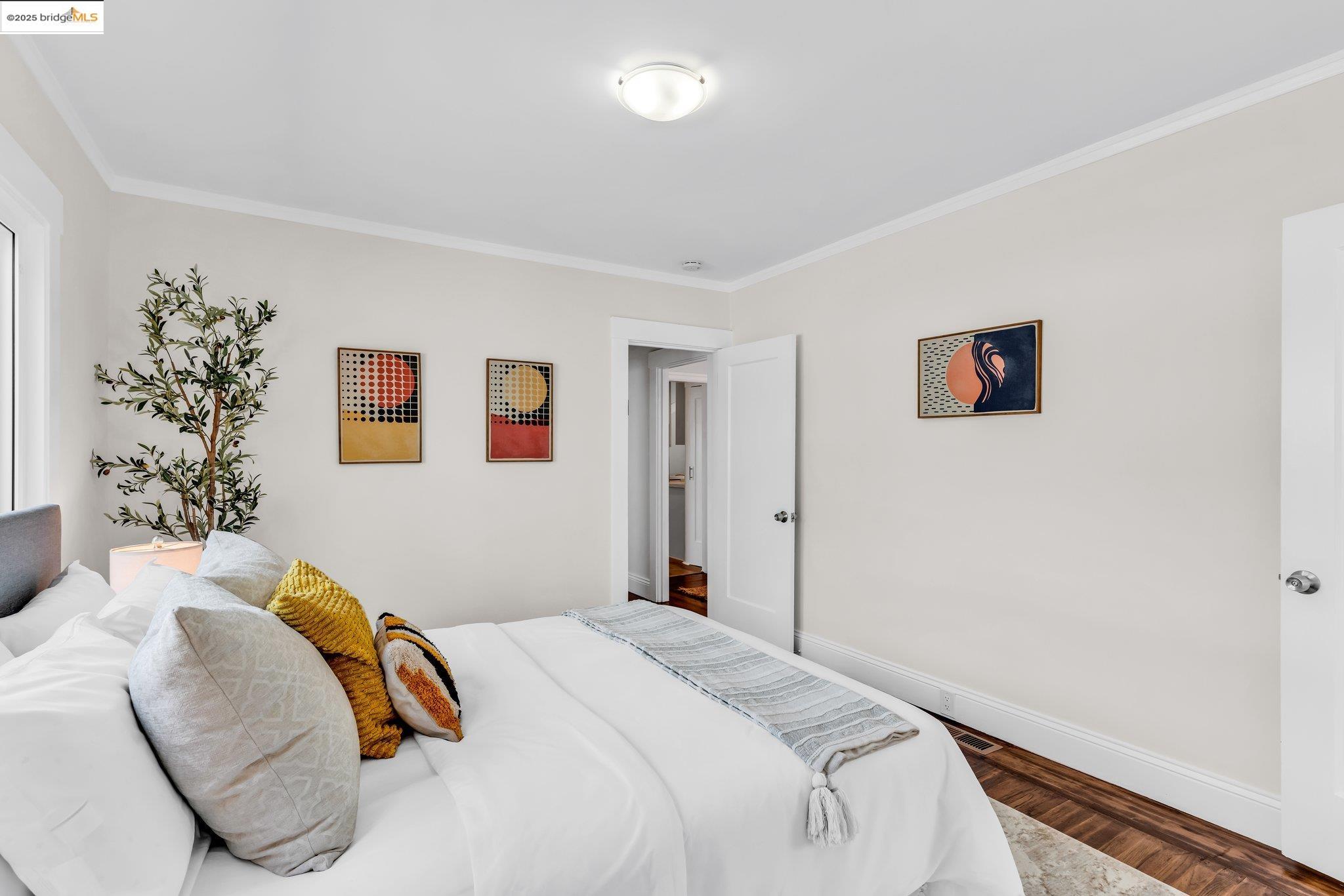 Detail Gallery Image 31 of 57 For 2442 Havenscourt Blvd, Oakland,  CA 94605 - 2 Beds | 1 Baths