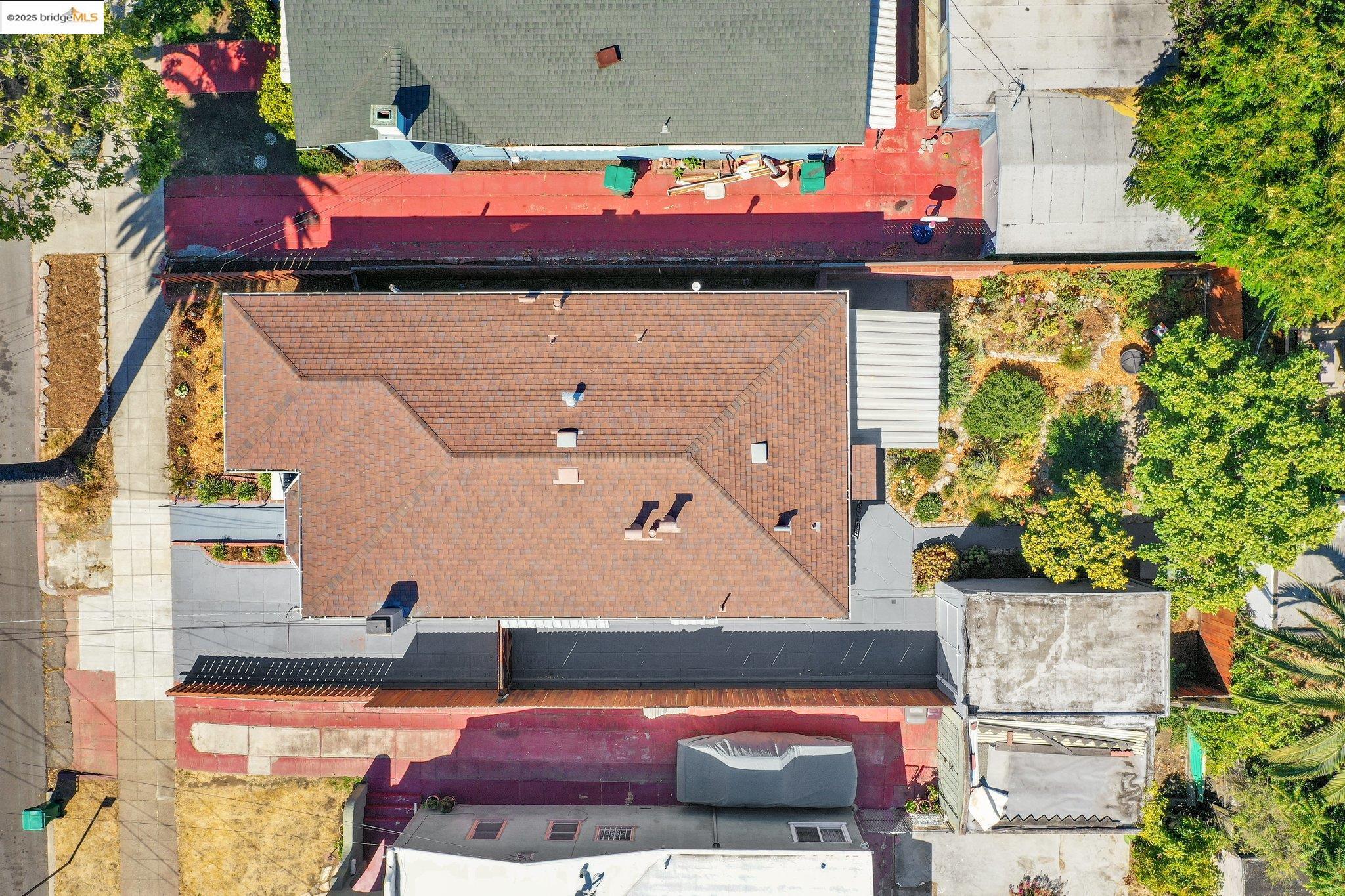 Detail Gallery Image 53 of 57 For 2442 Havenscourt Blvd, Oakland,  CA 94605 - 2 Beds | 1 Baths