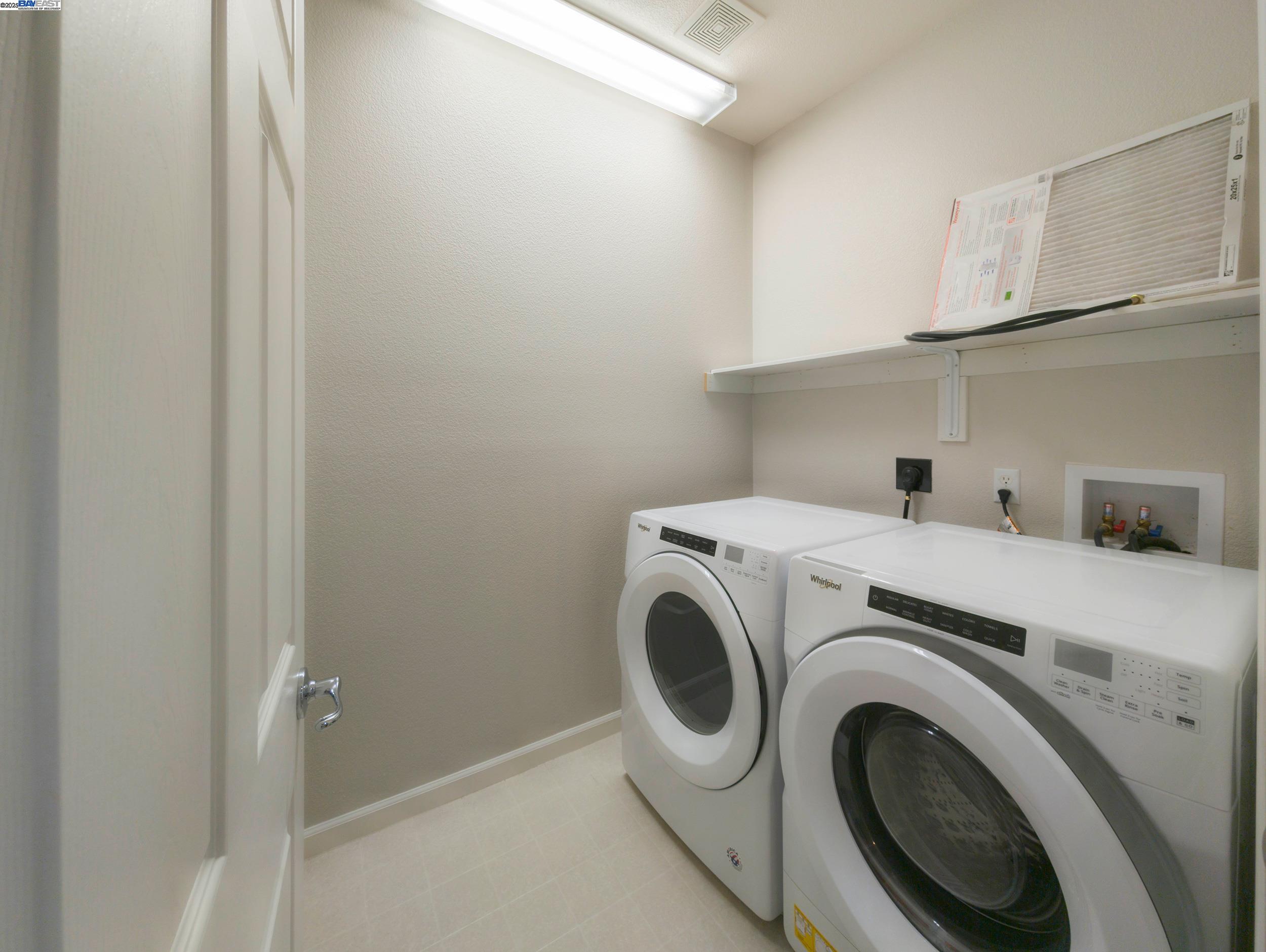 Detail Gallery Image 8 of 21 For 912 Joree Ln, San Ramon,  CA 94582 - 3 Beds | 2/1 Baths