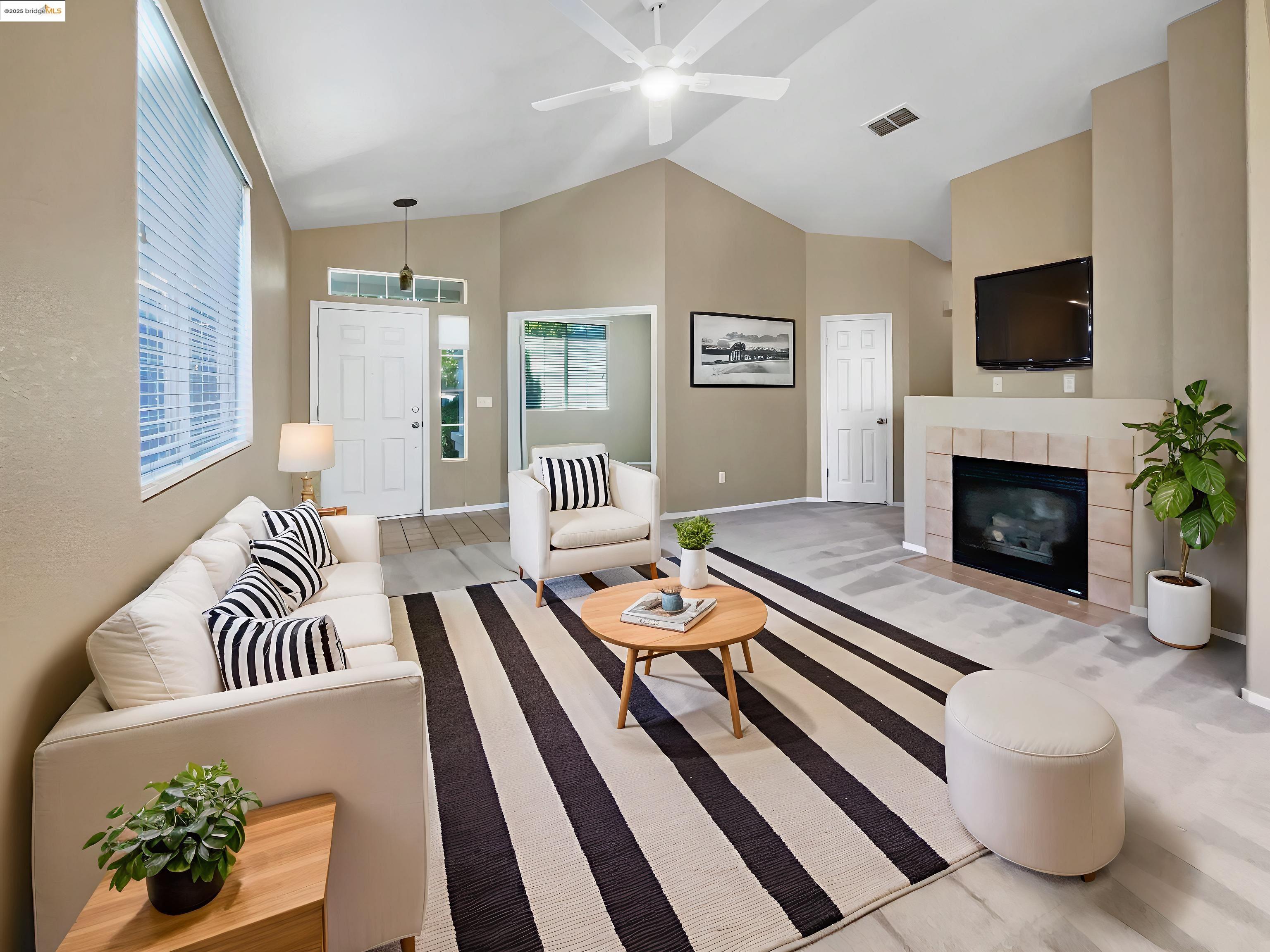 Detail Gallery Image 2 of 31 For 560 Stewart Way, Rio Vista,  CA 94571 - 3 Beds | 2 Baths