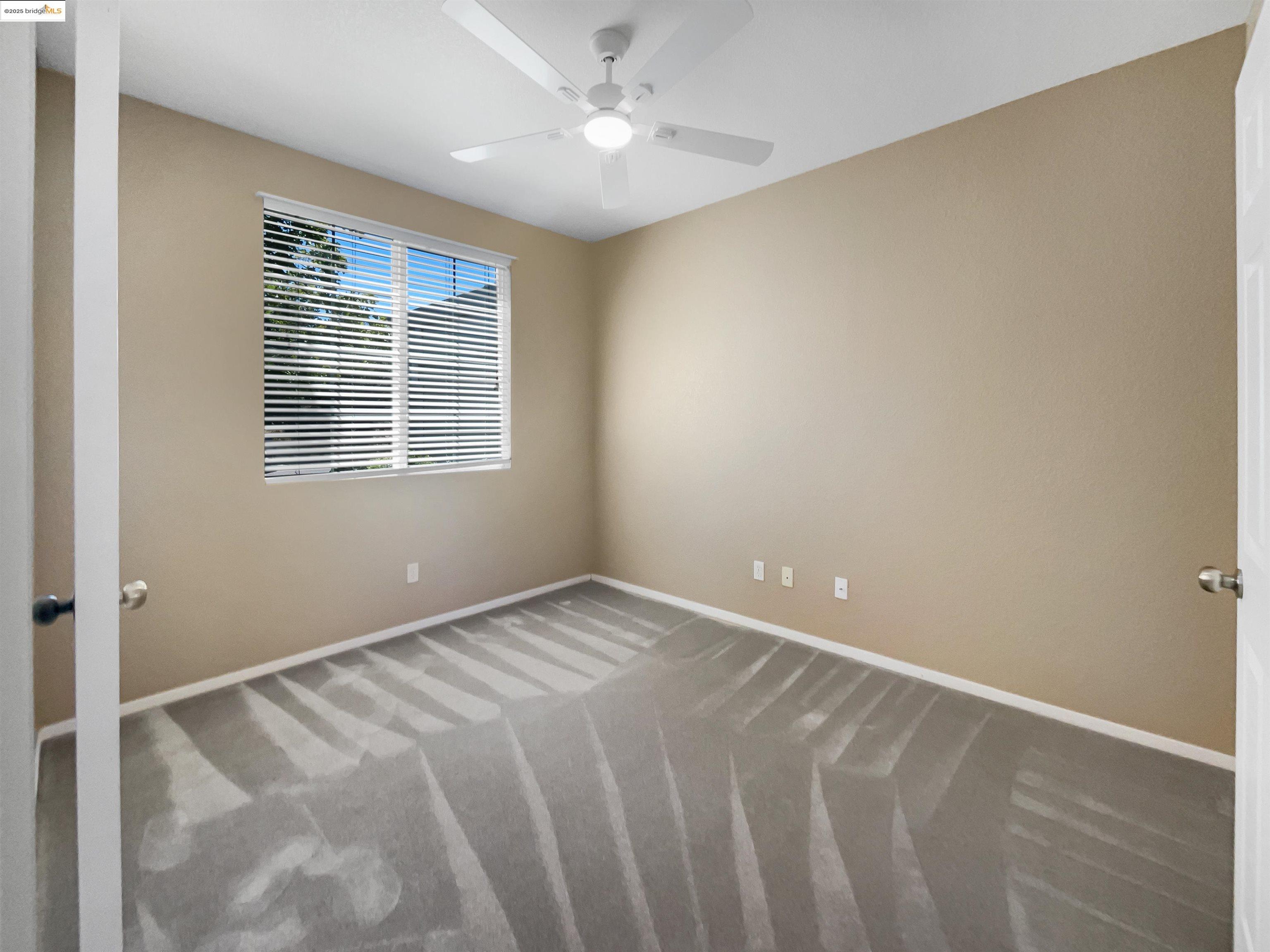 Detail Gallery Image 12 of 31 For 560 Stewart Way, Rio Vista,  CA 94571 - 3 Beds | 2 Baths