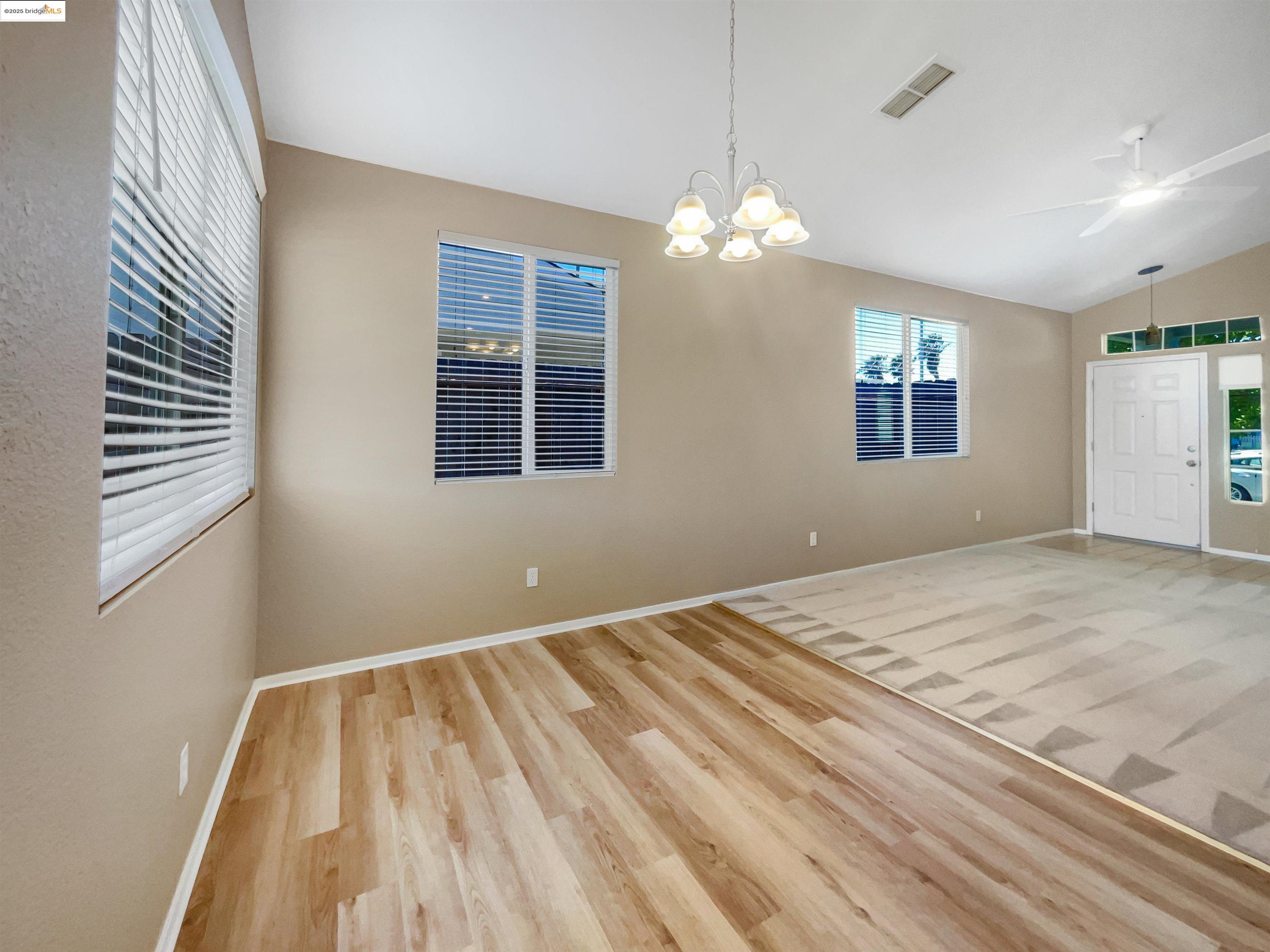 Detail Gallery Image 14 of 31 For 560 Stewart Way, Rio Vista,  CA 94571 - 3 Beds | 2 Baths
