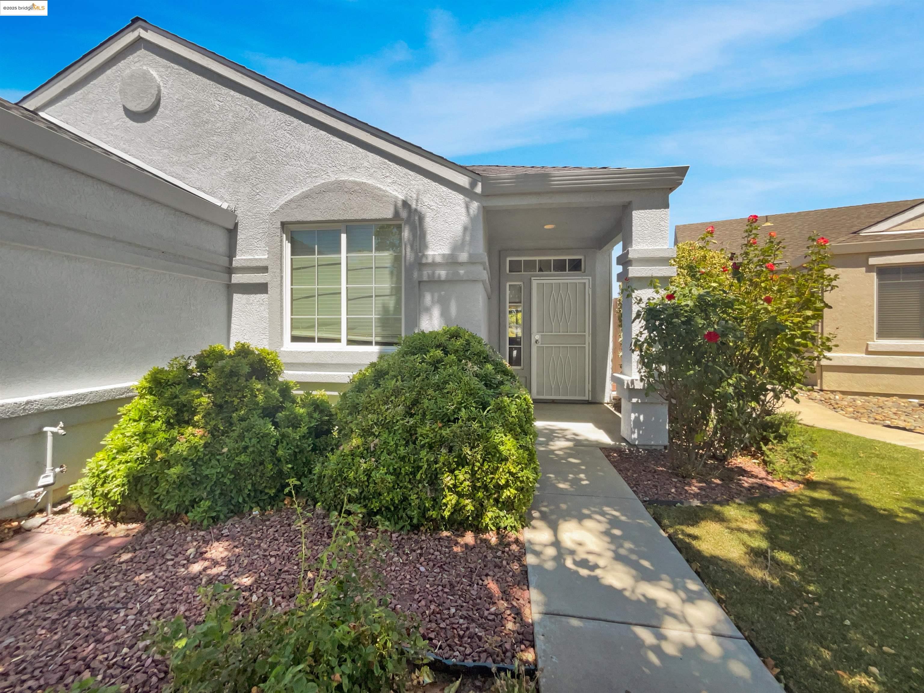 Detail Gallery Image 10 of 31 For 560 Stewart Way, Rio Vista,  CA 94571 - 3 Beds | 2 Baths