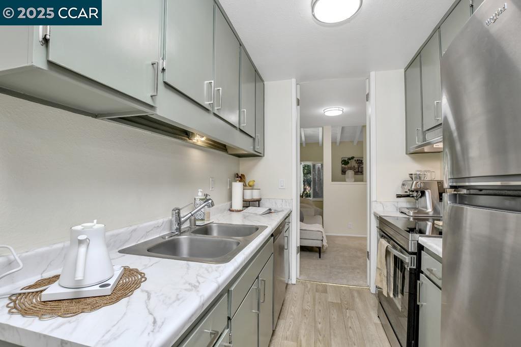 Photo #5: 41104281 Listing 