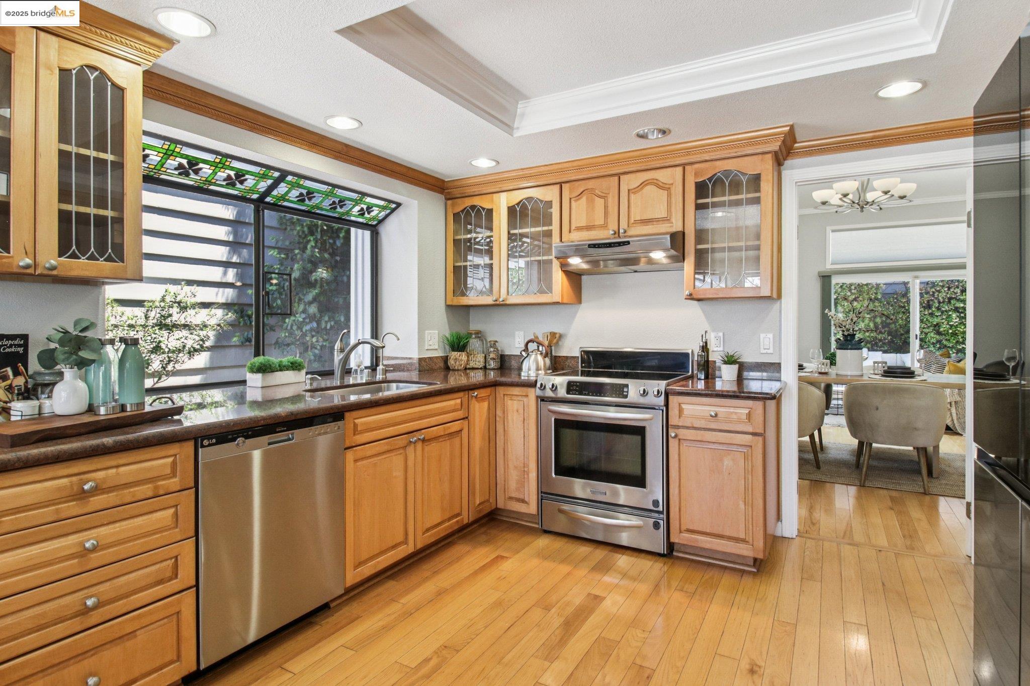 Detail Gallery Image 12 of 26 For 8 Wellfleet Bay, Alameda,  CA 94502 - 3 Beds | 2 Baths