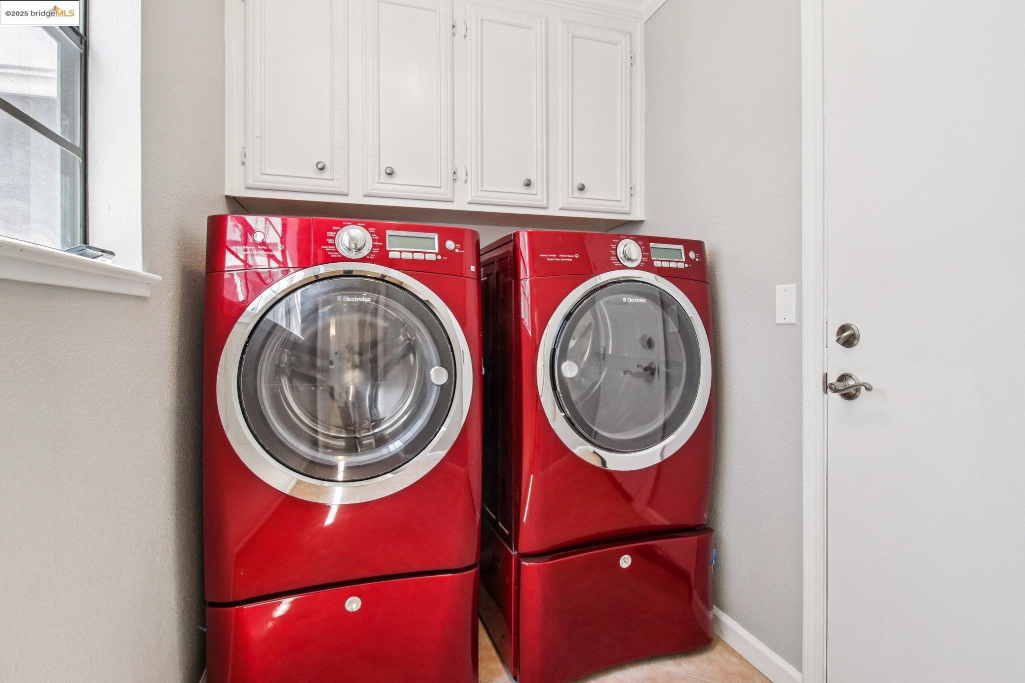 Detail Gallery Image 13 of 26 For 8 Wellfleet Bay, Alameda,  CA 94502 - 3 Beds | 2 Baths