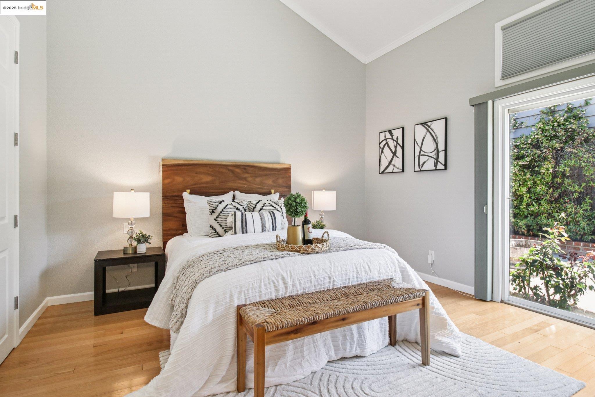 Detail Gallery Image 14 of 26 For 8 Wellfleet Bay, Alameda,  CA 94502 - 3 Beds | 2 Baths