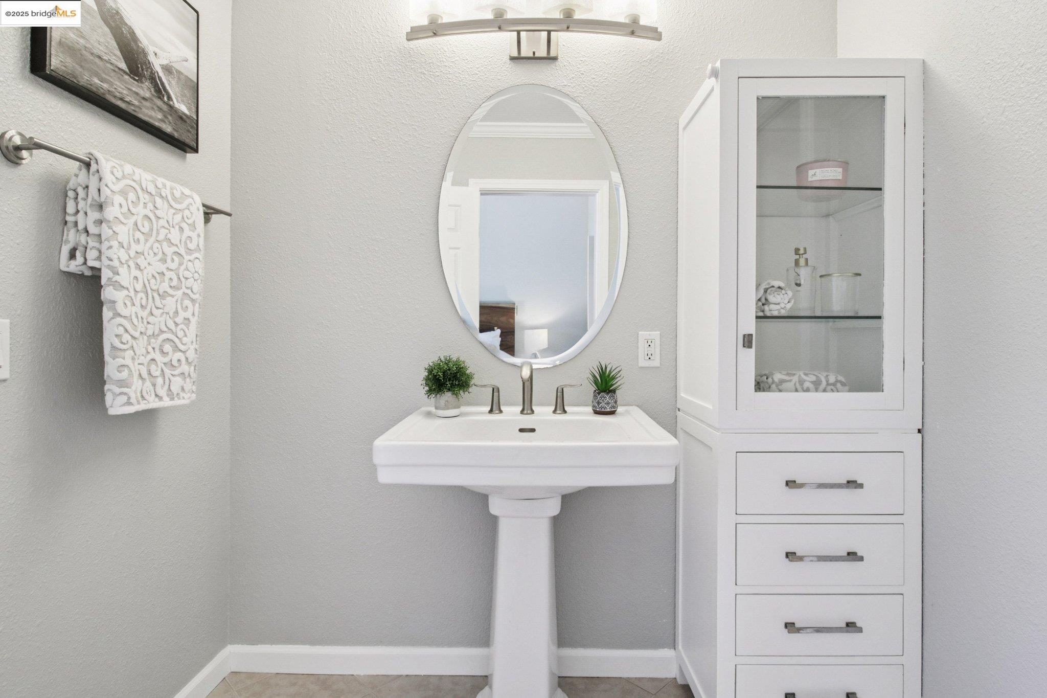 Detail Gallery Image 20 of 26 For 8 Wellfleet Bay, Alameda,  CA 94502 - 3 Beds | 2 Baths