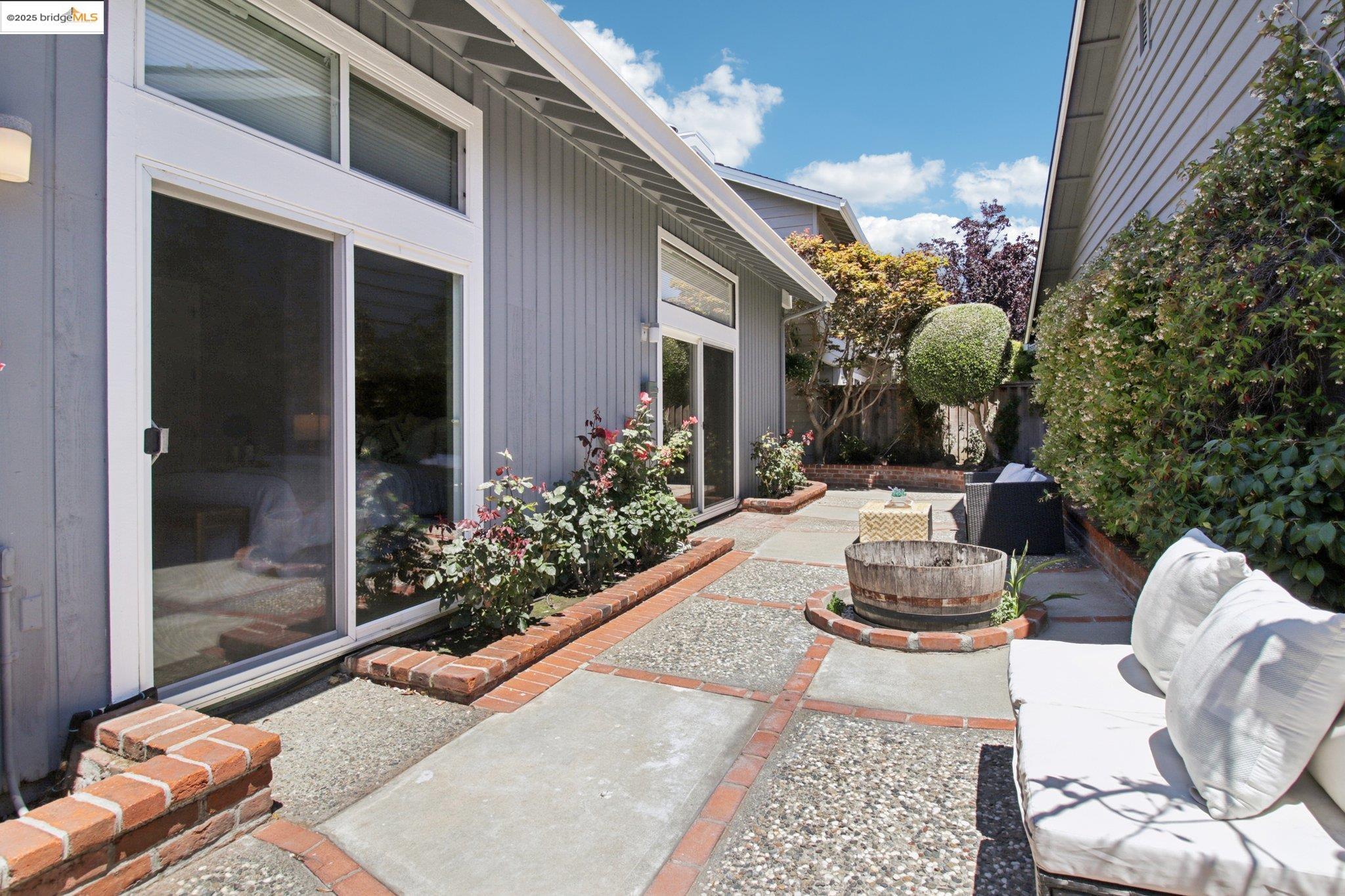 Detail Gallery Image 25 of 26 For 8 Wellfleet Bay, Alameda,  CA 94502 - 3 Beds | 2 Baths