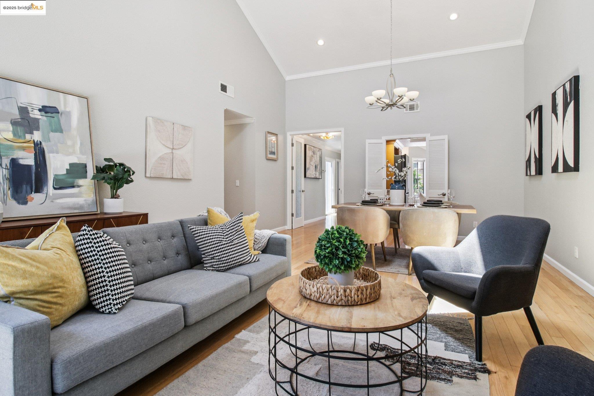 Detail Gallery Image 5 of 26 For 8 Wellfleet Bay, Alameda,  CA 94502 - 3 Beds | 2 Baths