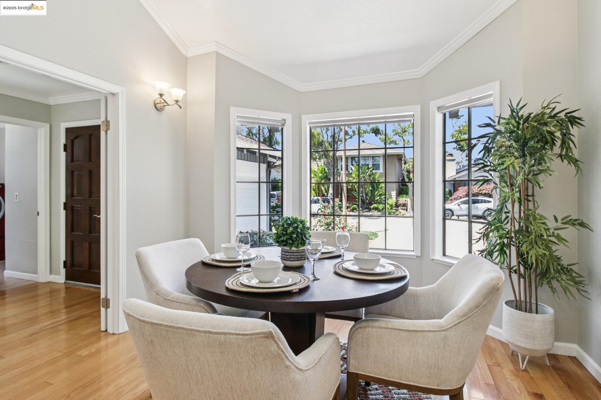 Detail Gallery Image 8 of 26 For 8 Wellfleet Bay, Alameda,  CA 94502 - 3 Beds | 2 Baths