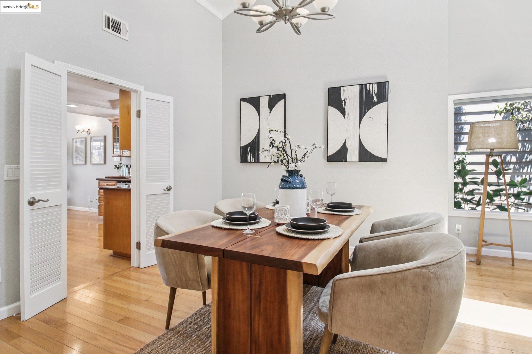 Detail Gallery Image 9 of 26 For 8 Wellfleet Bay, Alameda,  CA 94502 - 3 Beds | 2 Baths