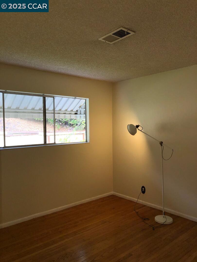 Detail Gallery Image 13 of 49 For 3088 Flannery Road, San Pablo,  CA 94806-1508 - 3 Beds | 2 Baths