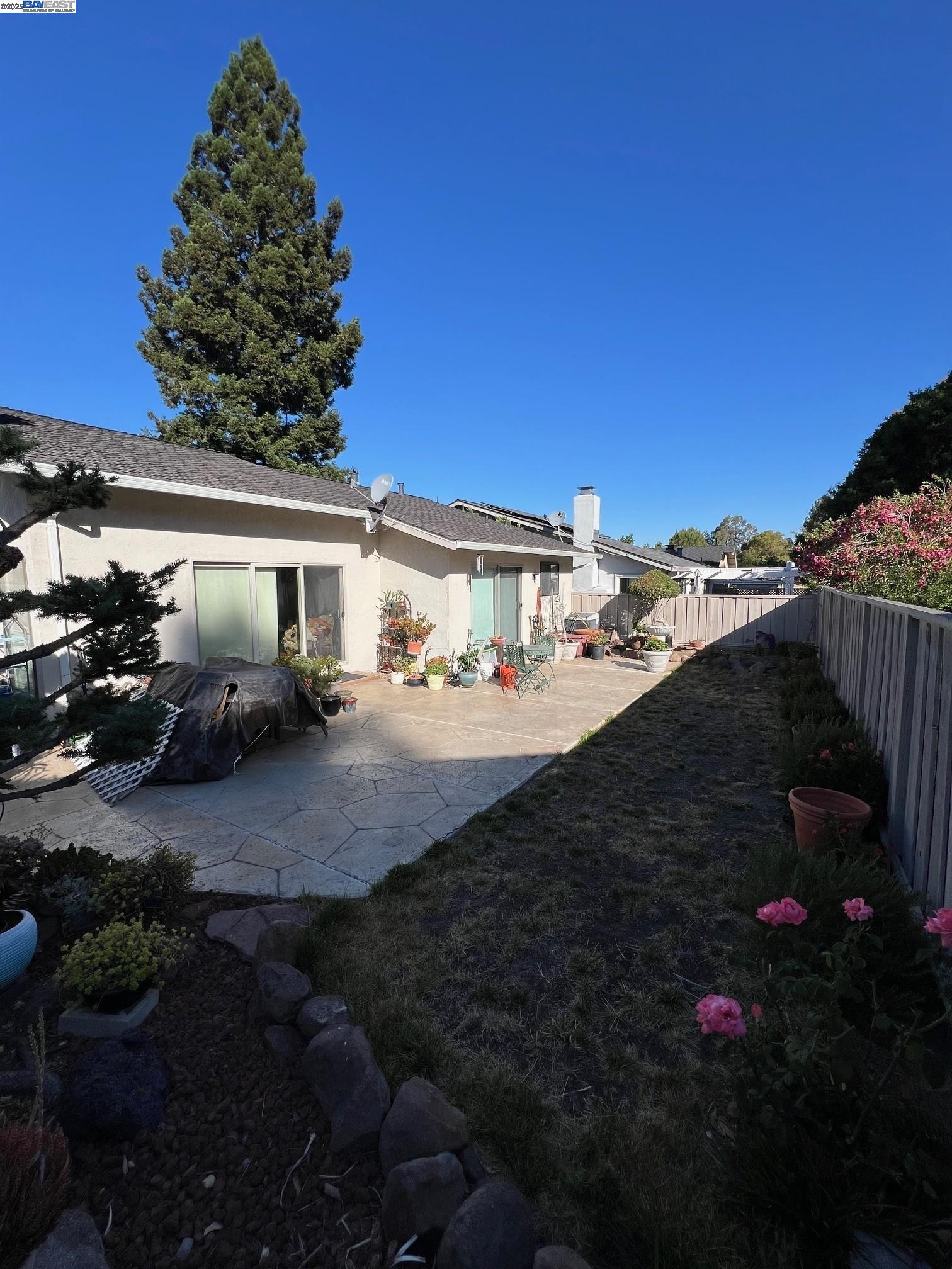 Detail Gallery Image 12 of 14 For 562 Saint George Rd, Danville,  CA 94526 - 3 Beds | 2 Baths