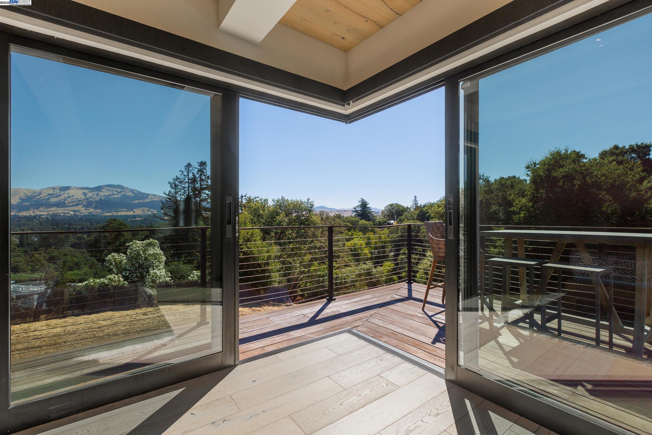 Detail Gallery Image 26 of 43 For 5 Sky Terrace, Danville,  CA 94526 - 4 Beds | 3 Baths