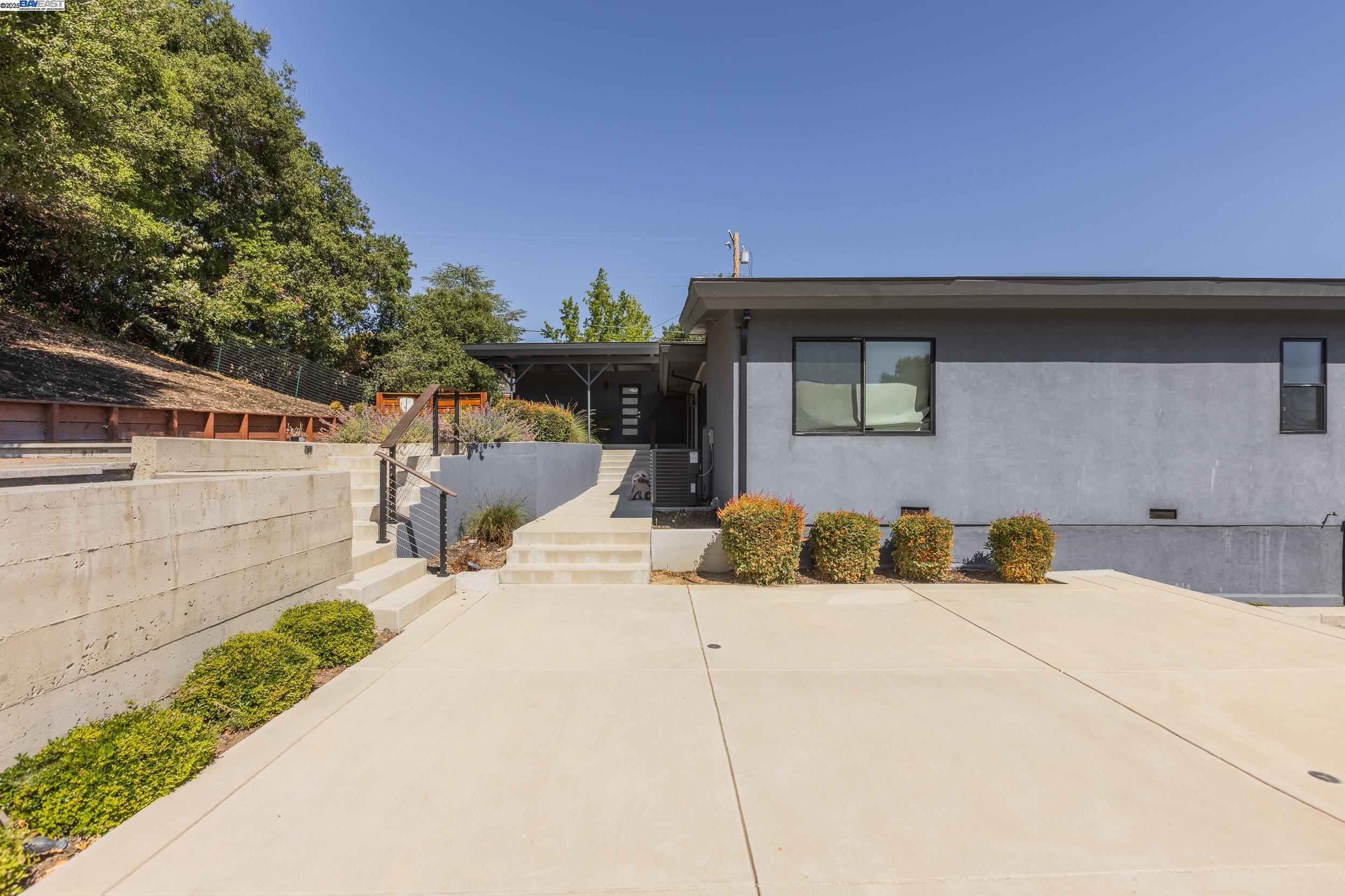 Detail Gallery Image 27 of 43 For 5 Sky Terrace, Danville,  CA 94526 - 4 Beds | 3 Baths