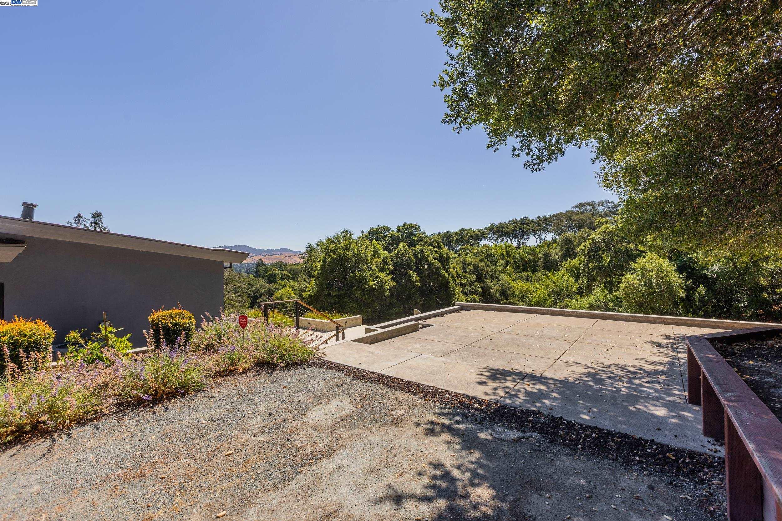 Detail Gallery Image 30 of 43 For 5 Sky Terrace, Danville,  CA 94526 - 4 Beds | 3 Baths