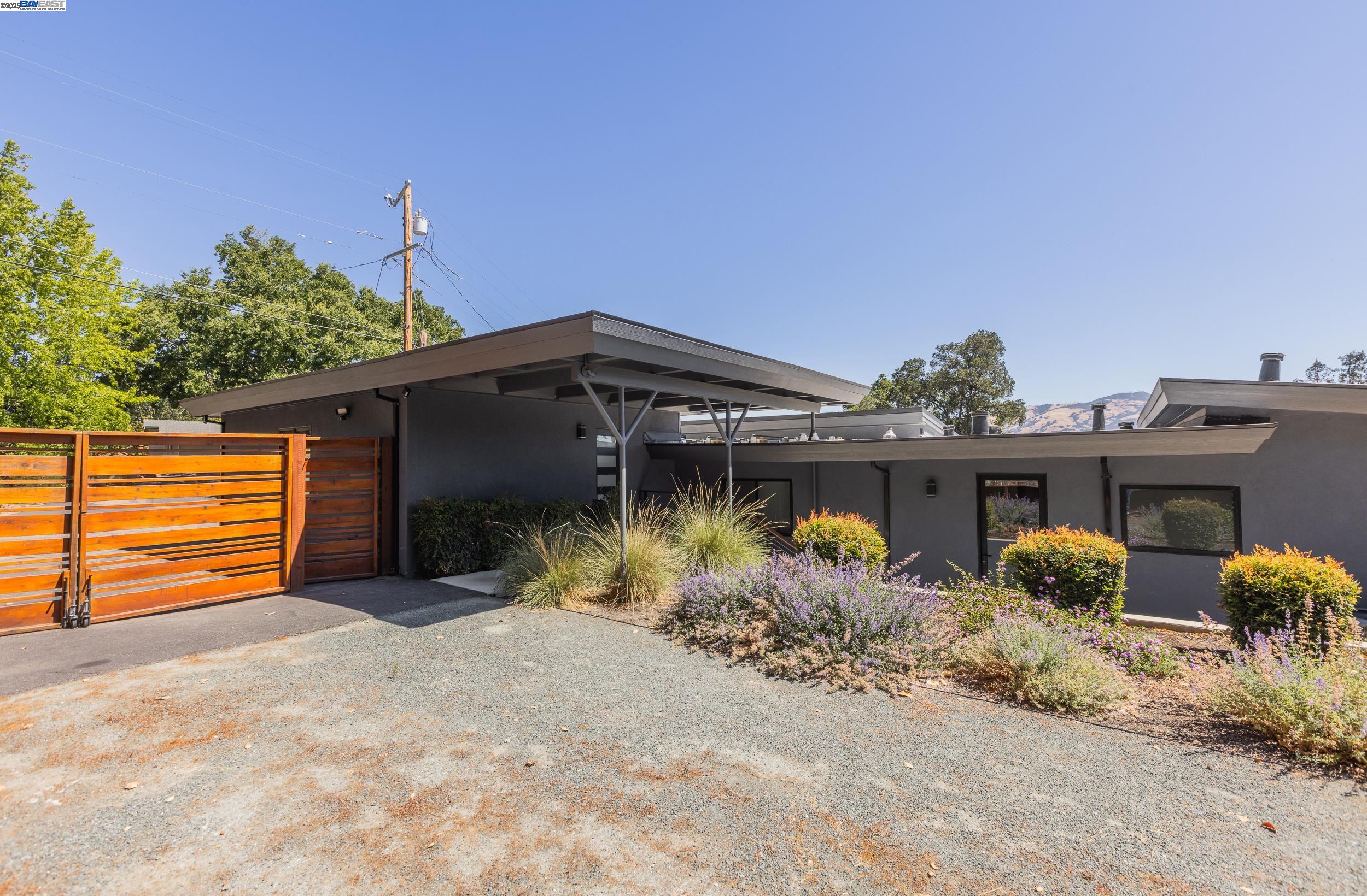 Detail Gallery Image 39 of 43 For 5 Sky Terrace, Danville,  CA 94526 - 4 Beds | 3 Baths