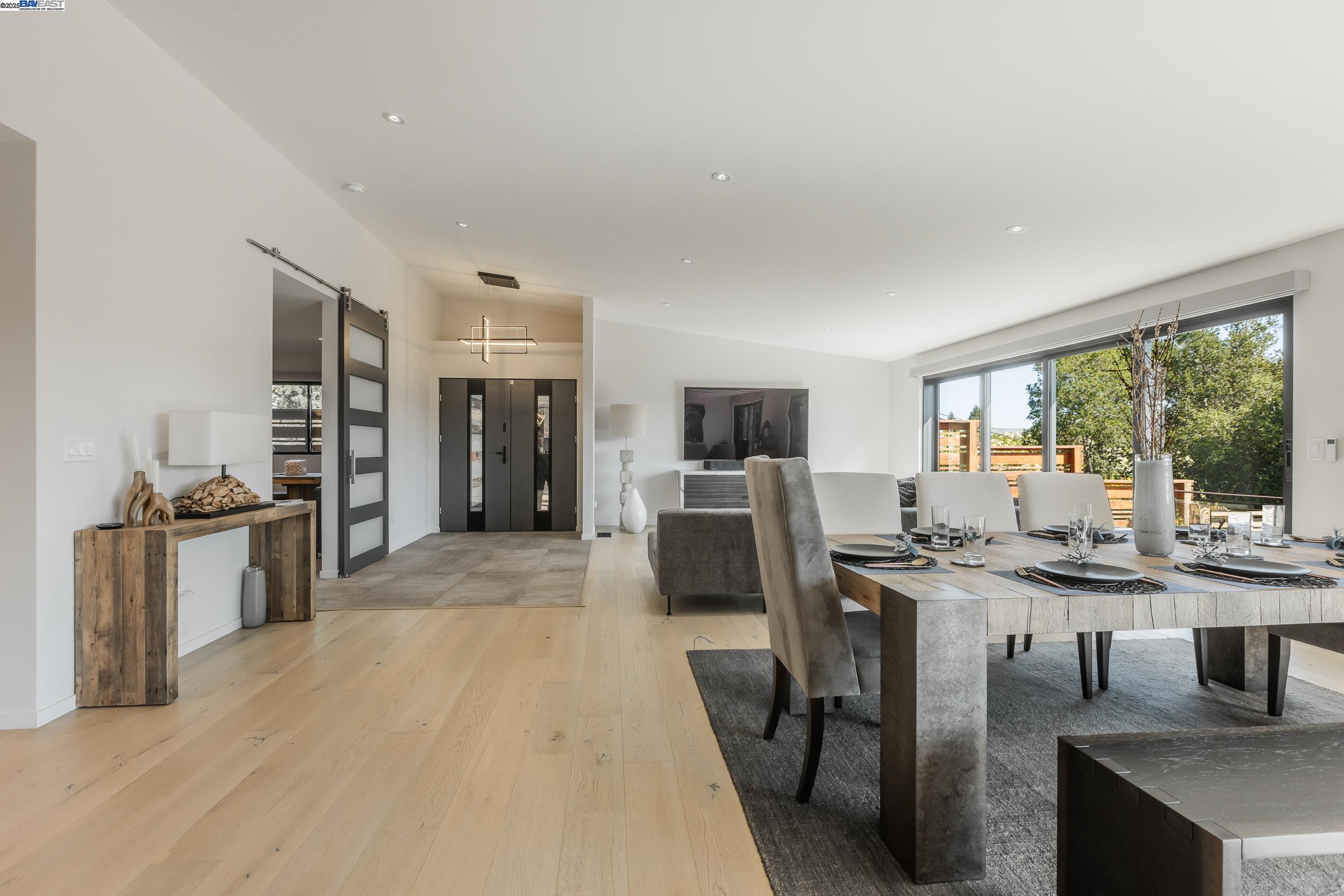 Detail Gallery Image 6 of 43 For 5 Sky Terrace, Danville,  CA 94526 - 4 Beds | 3 Baths