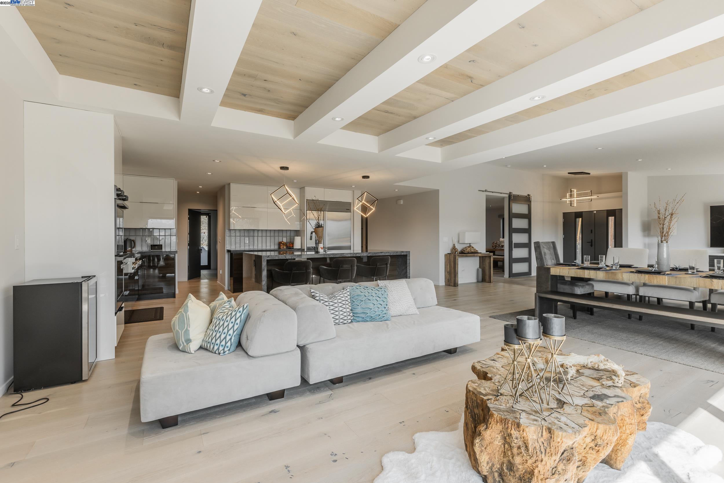 Detail Gallery Image 7 of 43 For 5 Sky Terrace, Danville,  CA 94526 - 4 Beds | 3 Baths