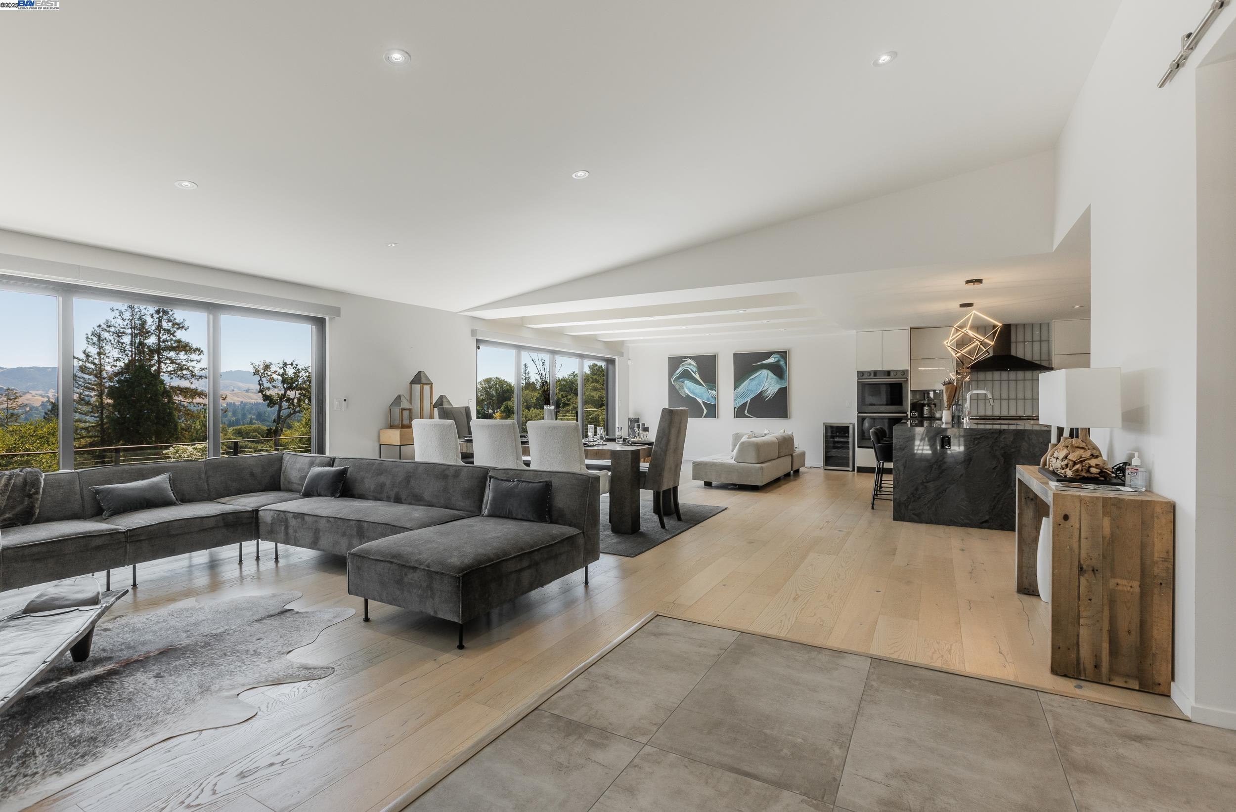 Detail Gallery Image 8 of 43 For 5 Sky Terrace, Danville,  CA 94526 - 4 Beds | 3 Baths