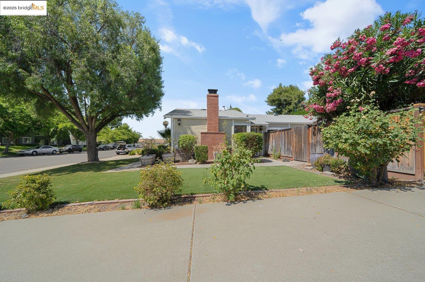Detail Gallery Image 15 of 50 For 4148 Redwood Road, Livermore,  CA 94551 - 3 Beds | 2 Baths