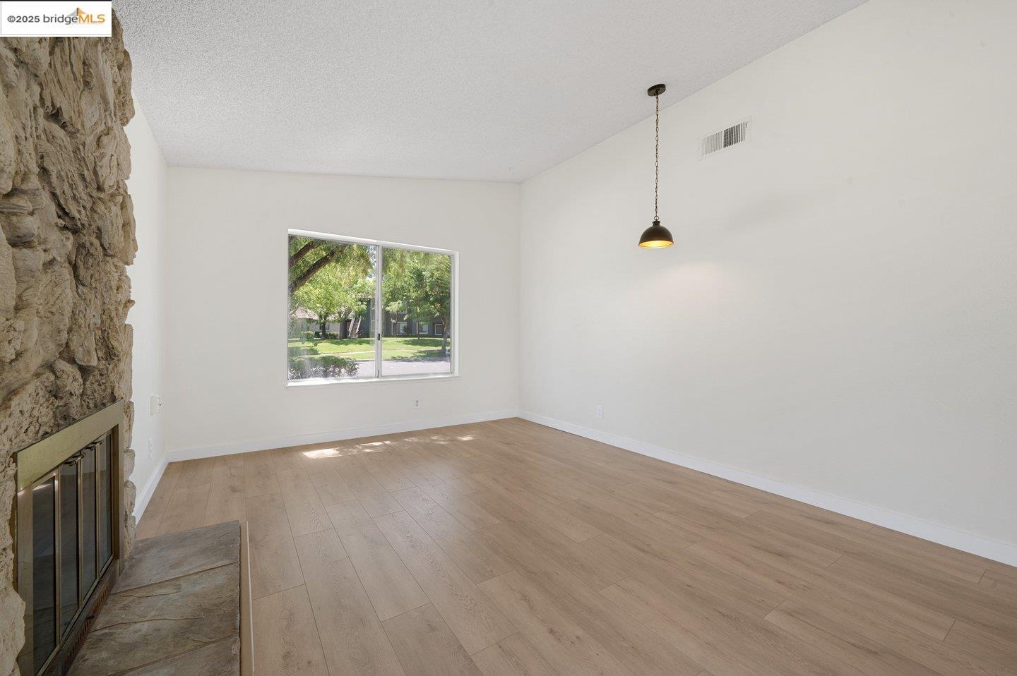 Detail Gallery Image 17 of 50 For 4148 Redwood Road, Livermore,  CA 94551 - 3 Beds | 2 Baths