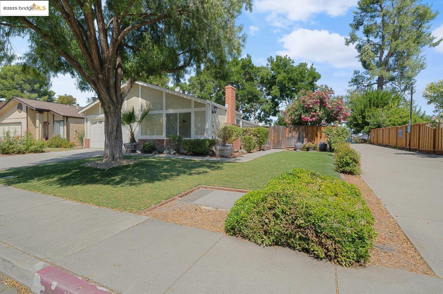 Detail Gallery Image 6 of 50 For 4148 Redwood Road, Livermore,  CA 94551 - 3 Beds | 2 Baths
