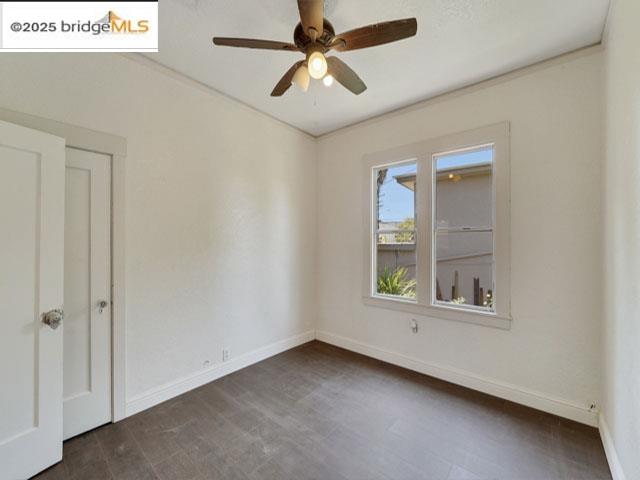 Detail Gallery Image 8 of 11 For 1609 100th Ave, Oakland,  CA 94603 - 3 Beds | 1 Baths