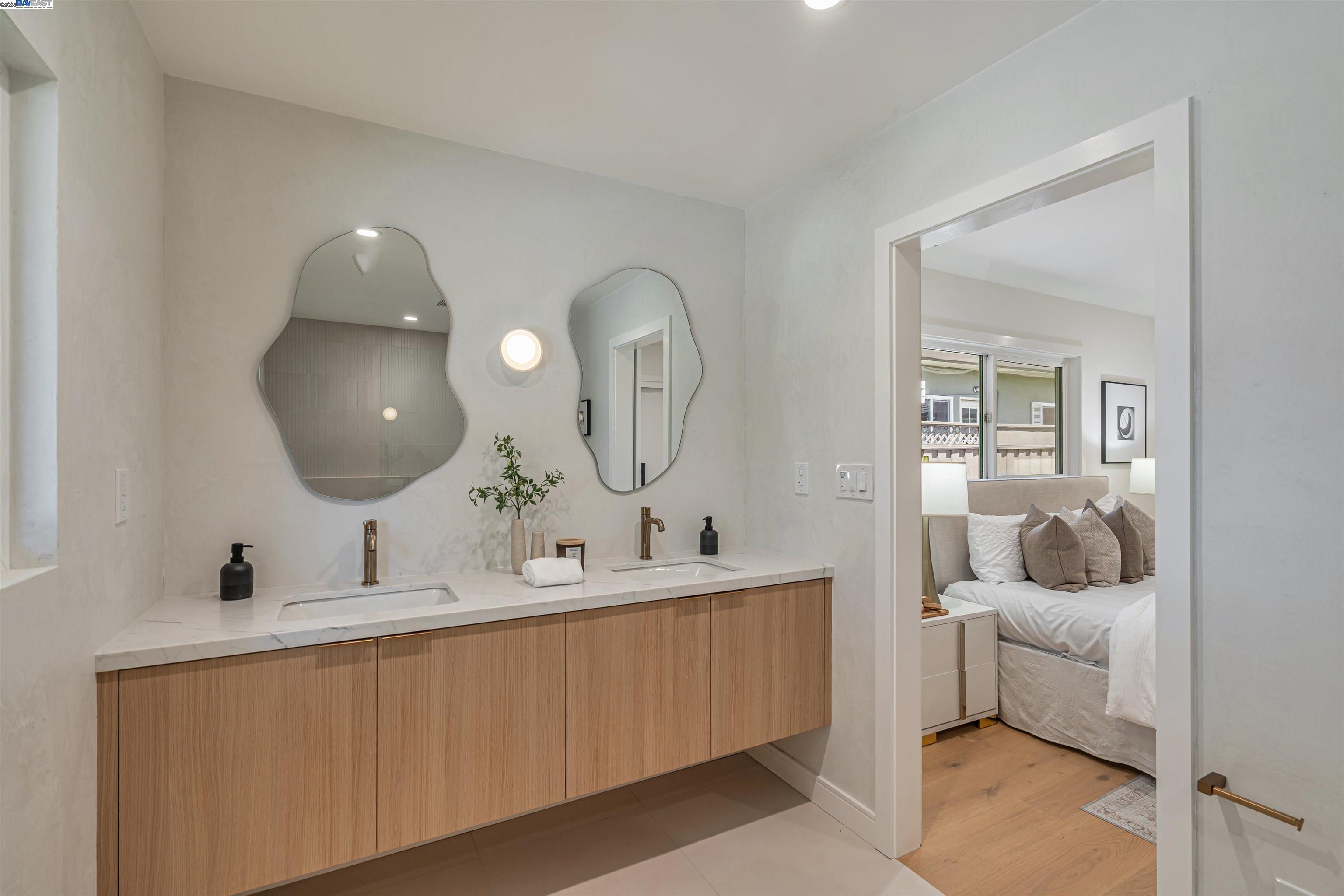 Detail Gallery Image 31 of 40 For 18945 Thornbury Ave, Castro Valley,  CA 94546 - 3 Beds | 2 Baths
