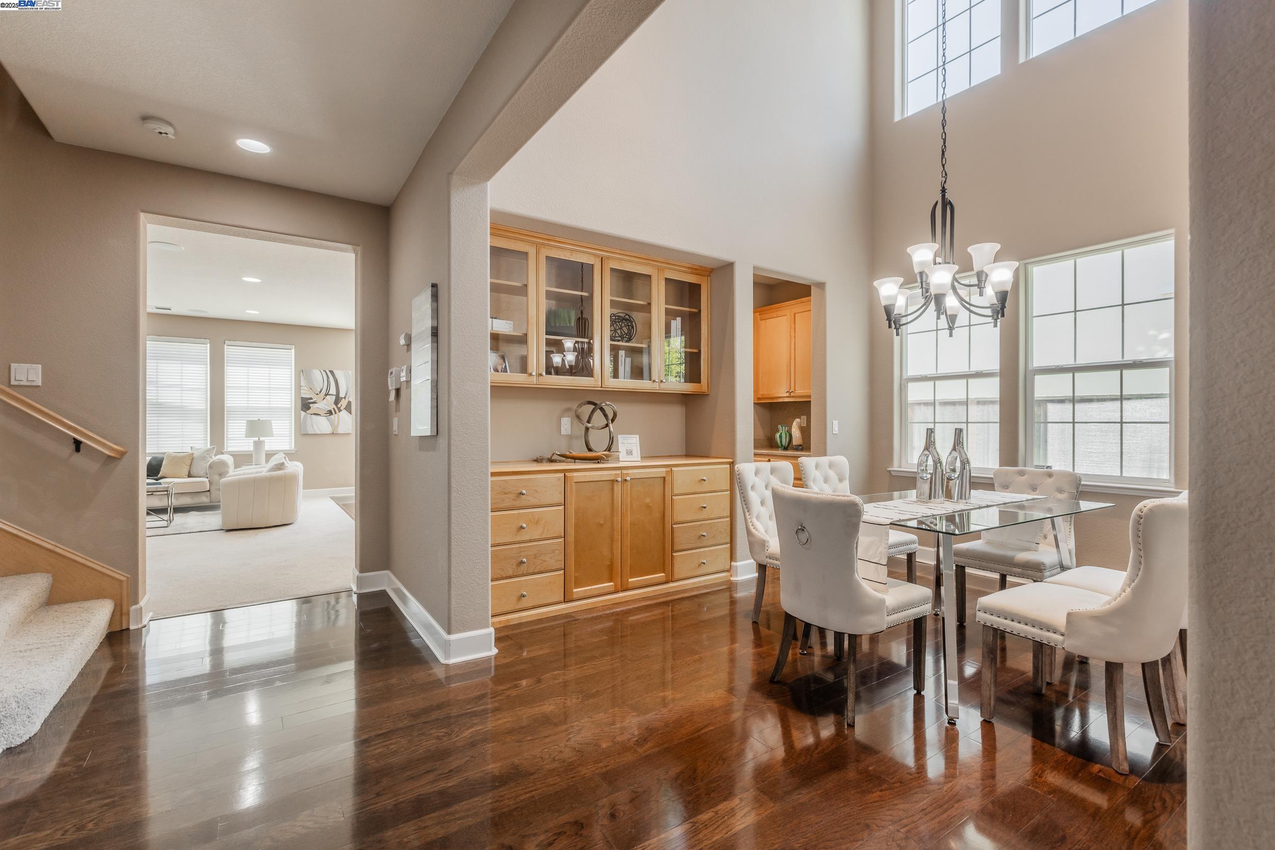 Detail Gallery Image 3 of 40 For 2159 Mornington Ln, San Ramon,  CA 94582 - 4 Beds | 3 Baths