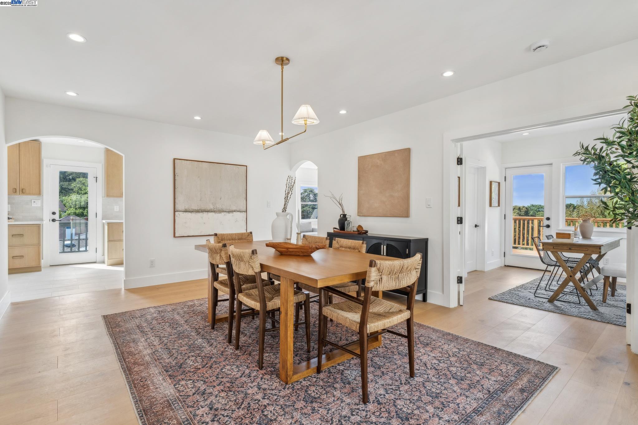 Detail Gallery Image 14 of 60 For 1129 Wellington Street, Oakland,  CA 94602 - – Beds | – Baths