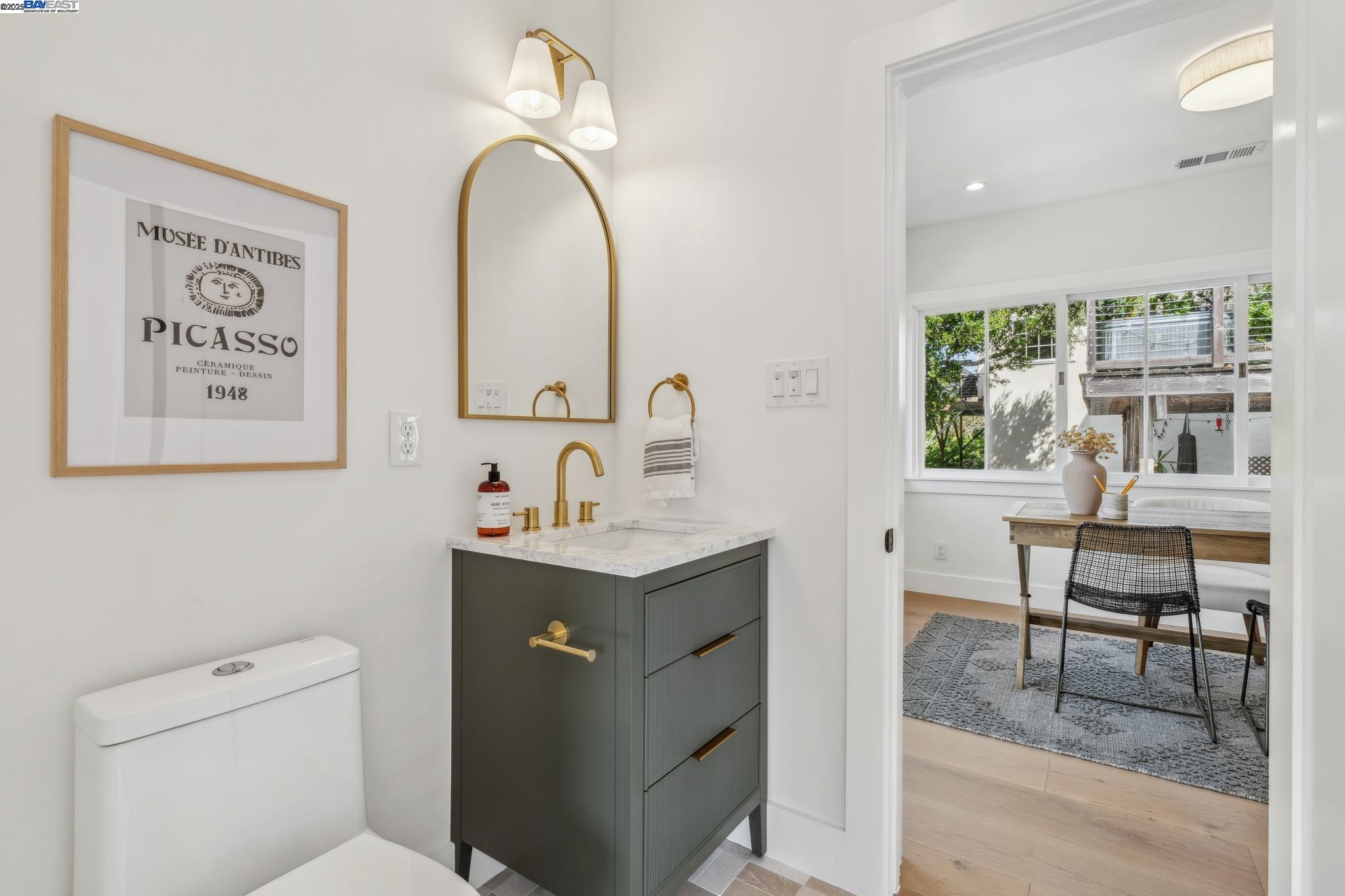 Detail Gallery Image 24 of 60 For 1129 Wellington Street, Oakland,  CA 94602 - – Beds | – Baths