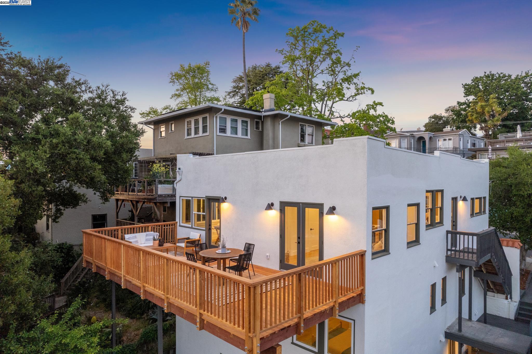 Detail Gallery Image 5 of 60 For 1129 Wellington Street, Oakland,  CA 94602 - – Beds | – Baths