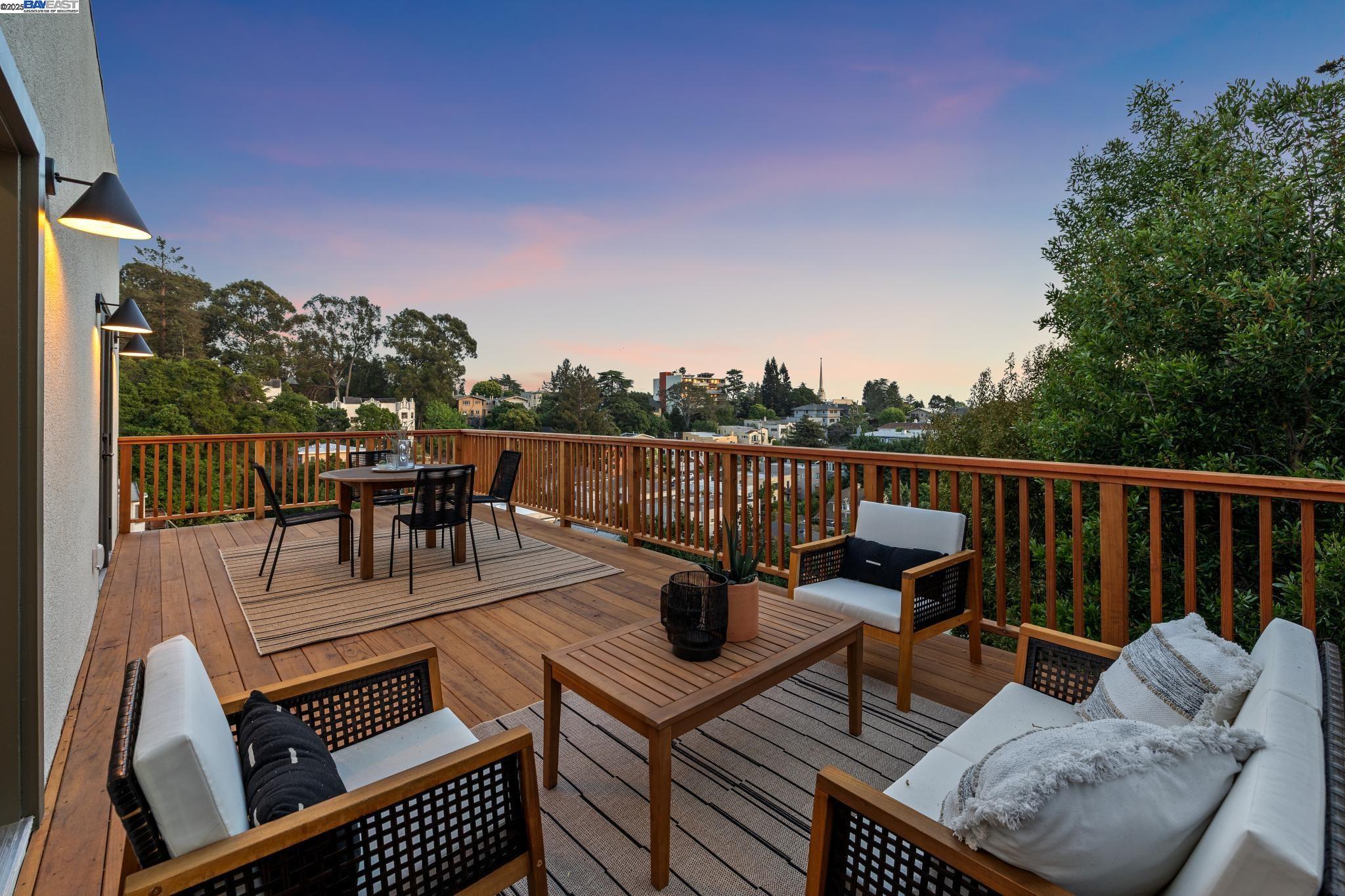 Detail Gallery Image 6 of 60 For 1129 Wellington Street, Oakland,  CA 94602 - – Beds | – Baths