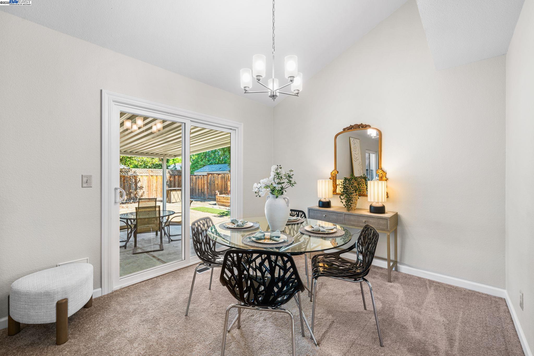 Detail Gallery Image 11 of 32 For 473 Andrea Cir, Livermore,  CA 94550 - 3 Beds | 2/1 Baths