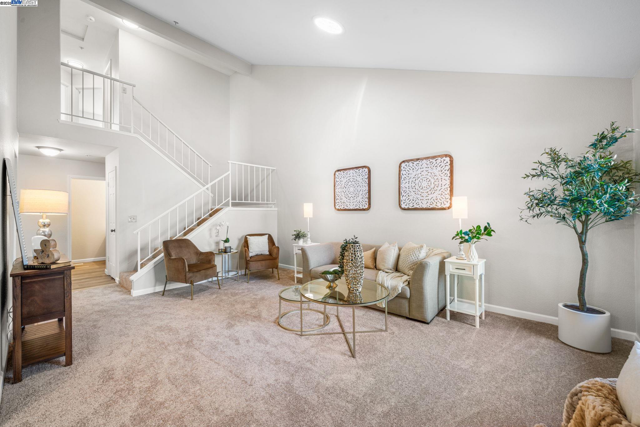 Detail Gallery Image 3 of 32 For 473 Andrea Cir, Livermore,  CA 94550 - 3 Beds | 2/1 Baths