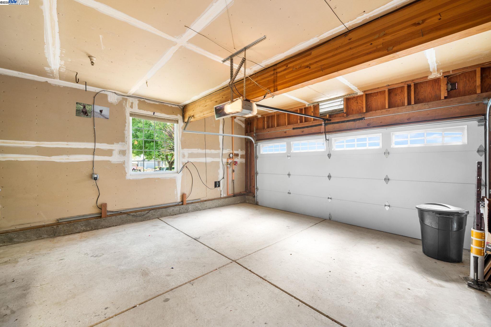 Detail Gallery Image 23 of 32 For 473 Andrea Cir, Livermore,  CA 94550 - 3 Beds | 2/1 Baths
