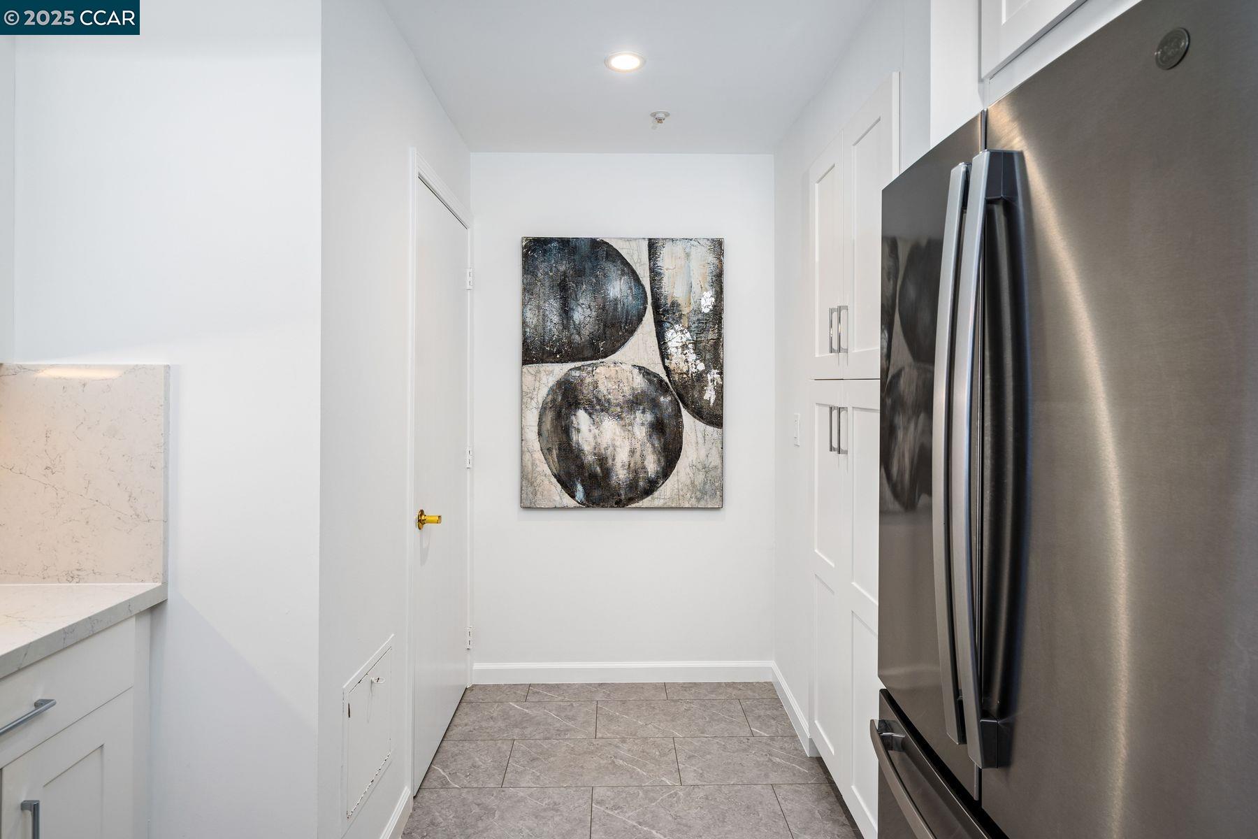 Detail Gallery Image 14 of 35 For 650 Chestnut Street #205,  San Francisco,  CA 94133 - 3 Beds | 2 Baths
