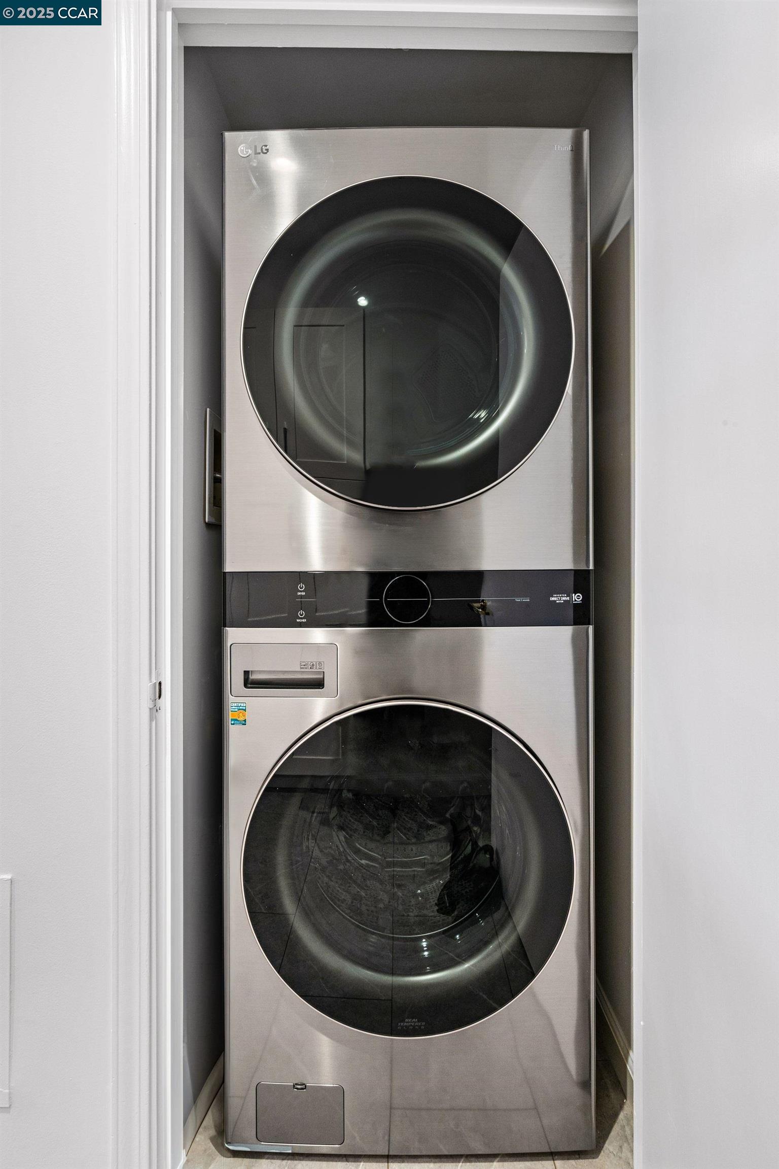 Detail Gallery Image 16 of 35 For 650 Chestnut Street #205,  San Francisco,  CA 94133 - 3 Beds | 2 Baths
