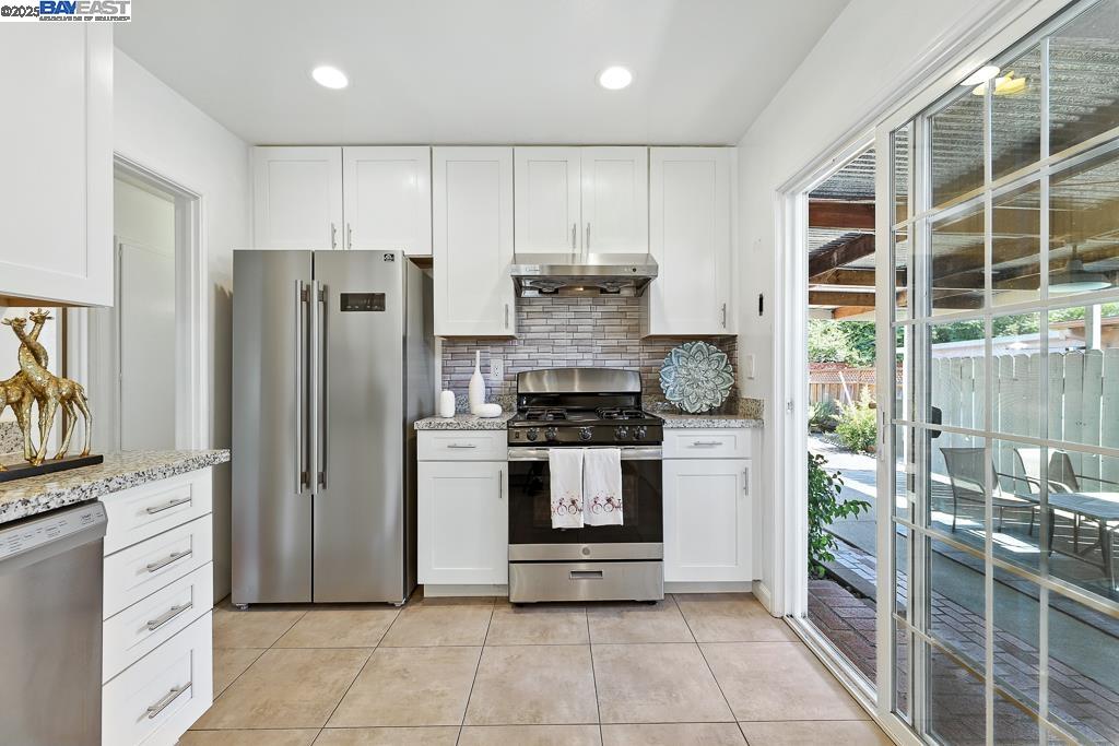 Detail Gallery Image 10 of 20 For 1608 Keller Ave, San Lorenzo,  CA 94580 - 3 Beds | 1 Baths
