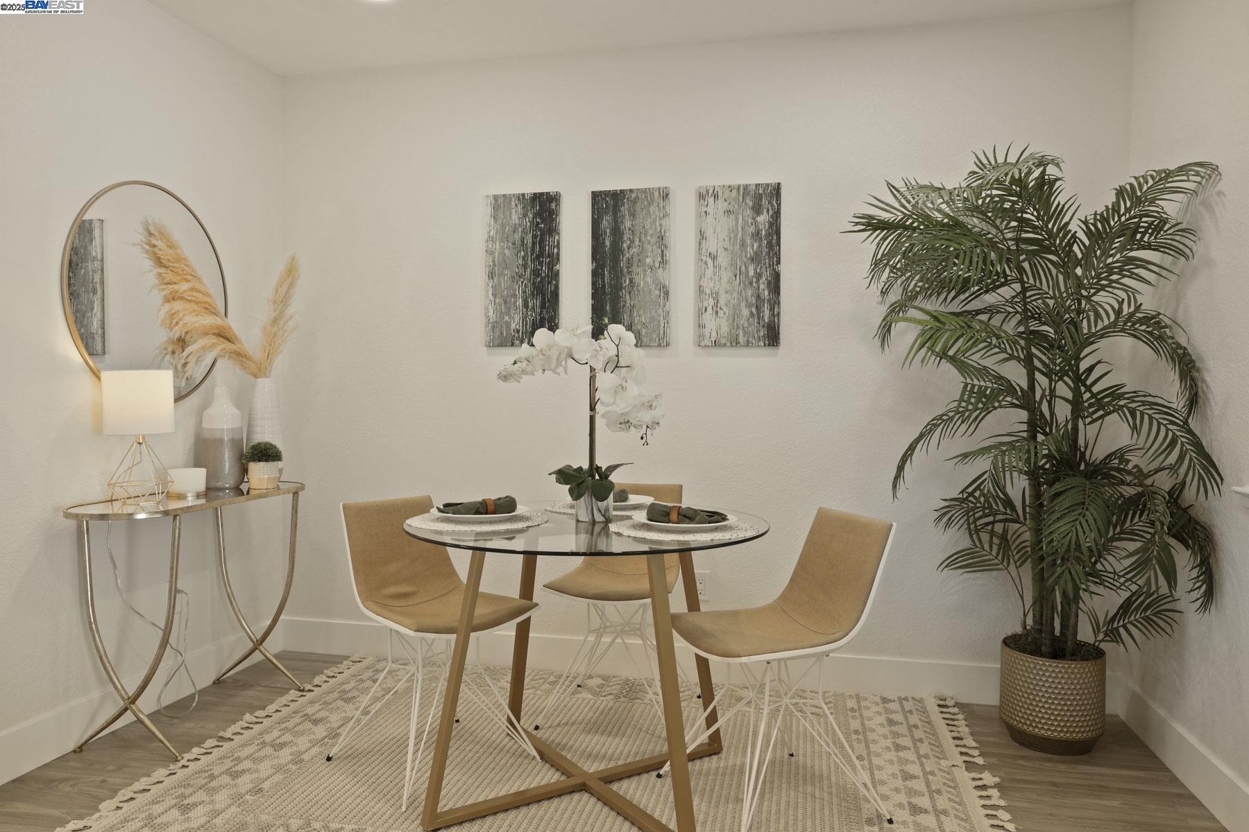 Detail Gallery Image 15 of 44 For 7650 Arbor Creek Cir, Dublin,  CA 94568 - 2 Beds | 2 Baths